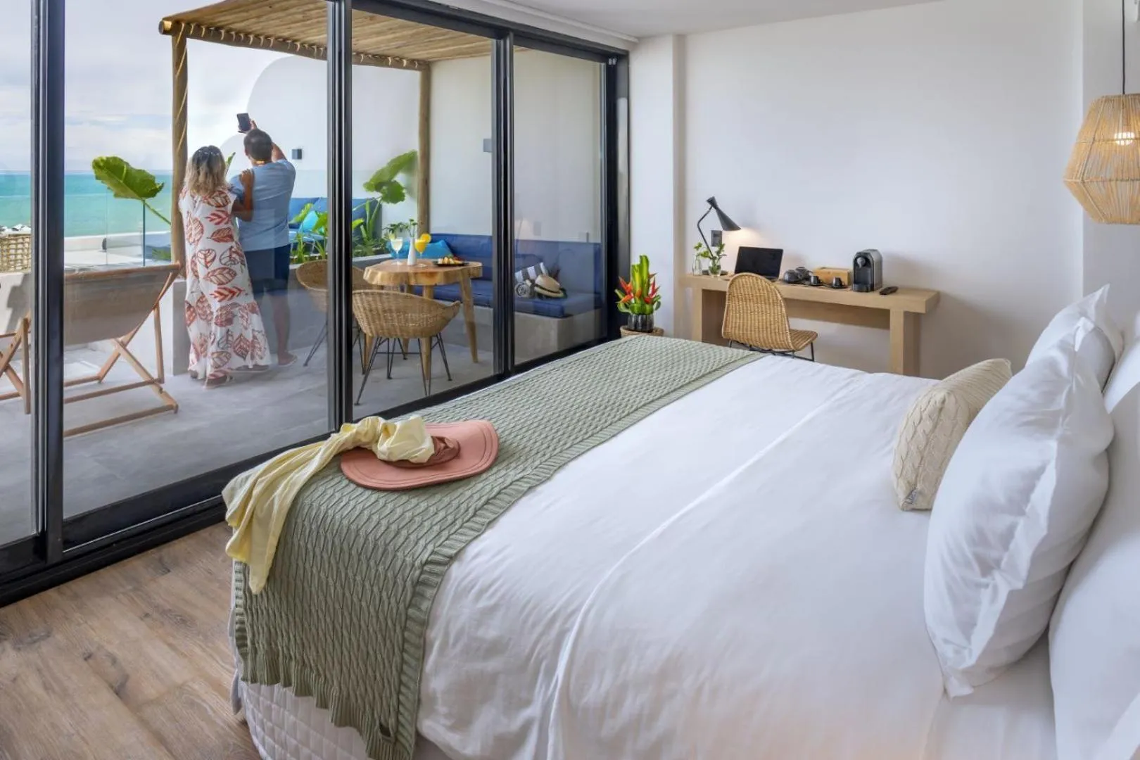 Bedroom, Bed in SERHS Experience Suítes