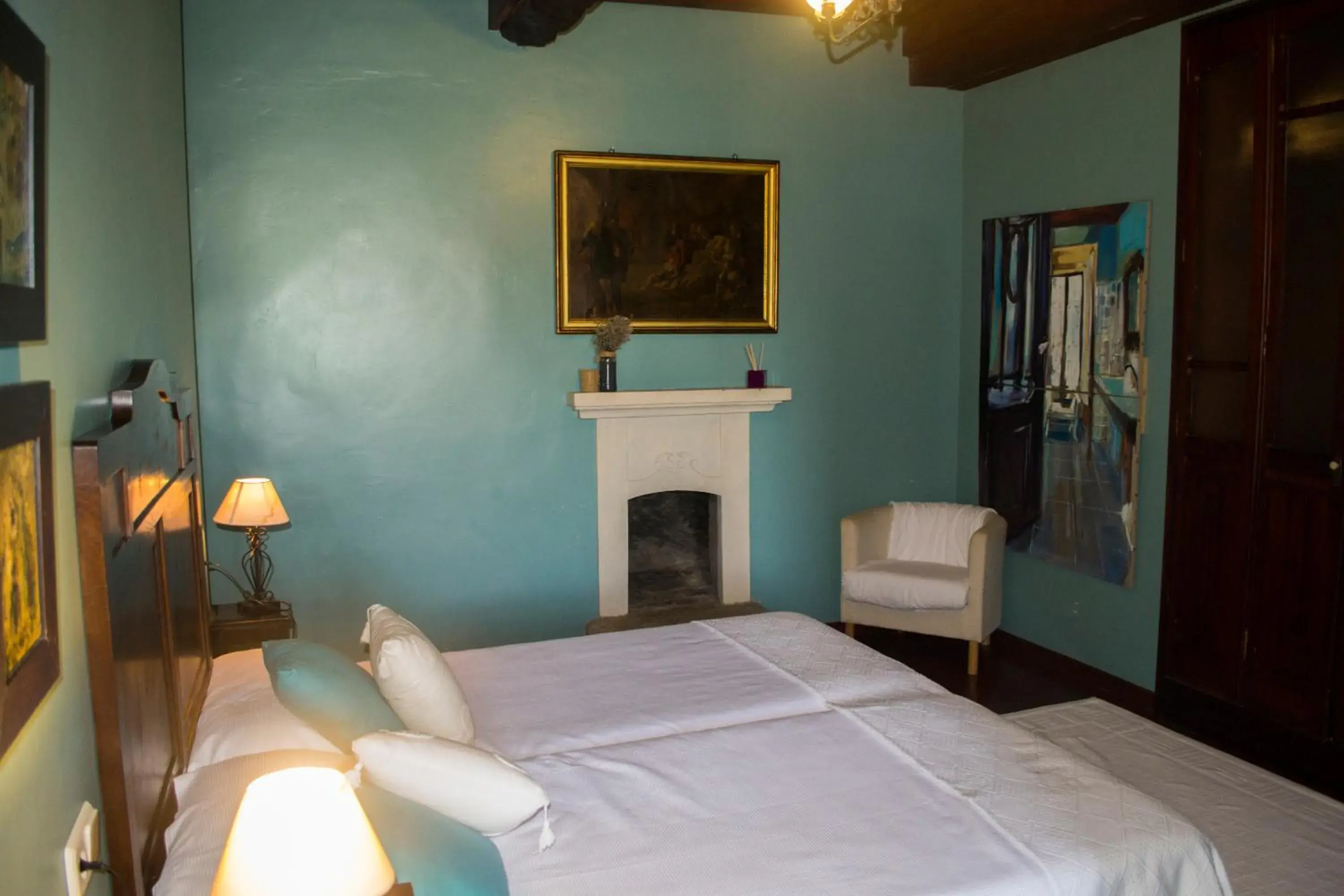 Superior Double or Twin Room in Pazo Larache Superior Double or Twin Room in Pazo Larache