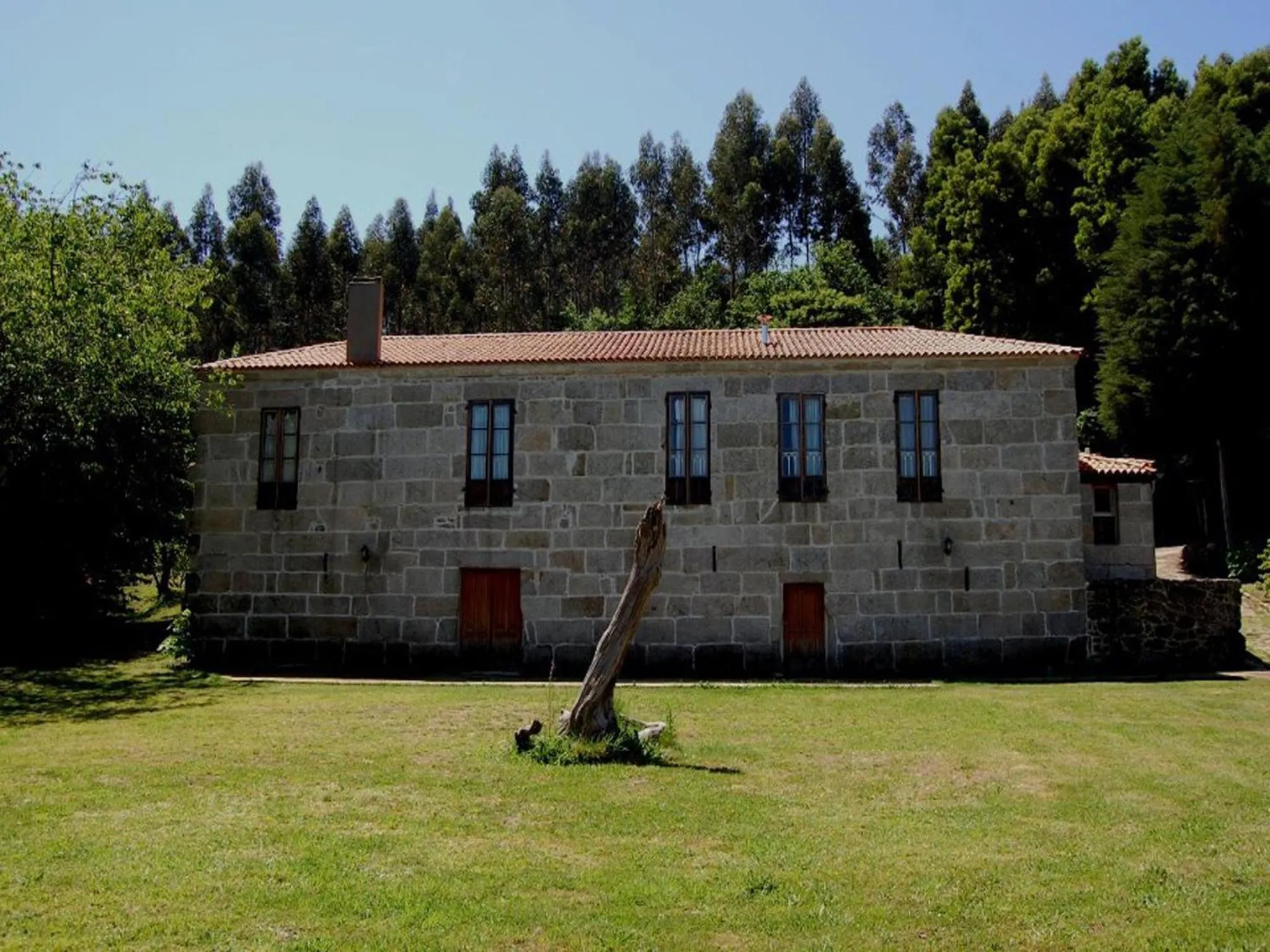 Facade/entrance in Pazo Larache