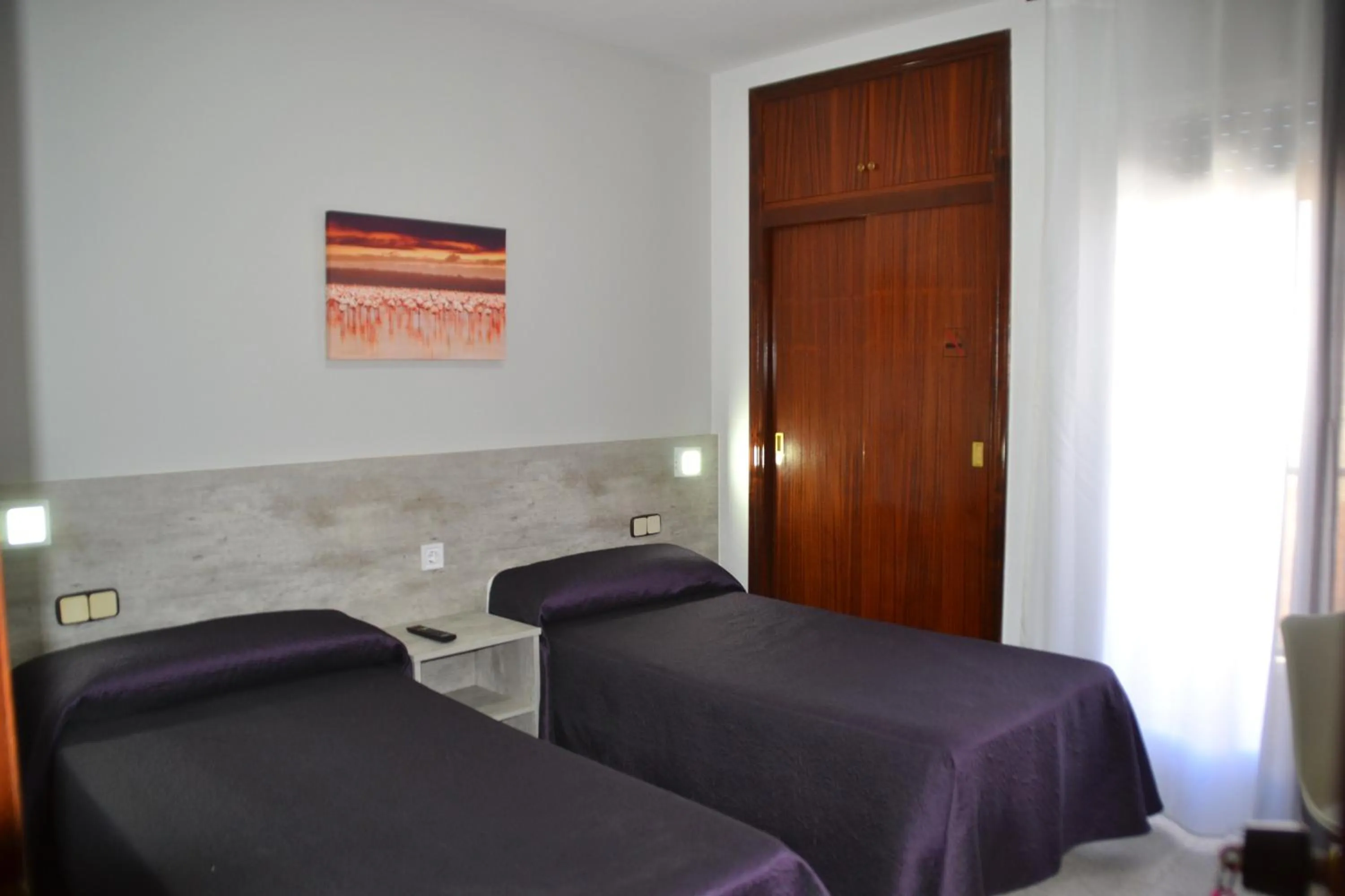 Photo of the whole room, Bed in Hotel Congra