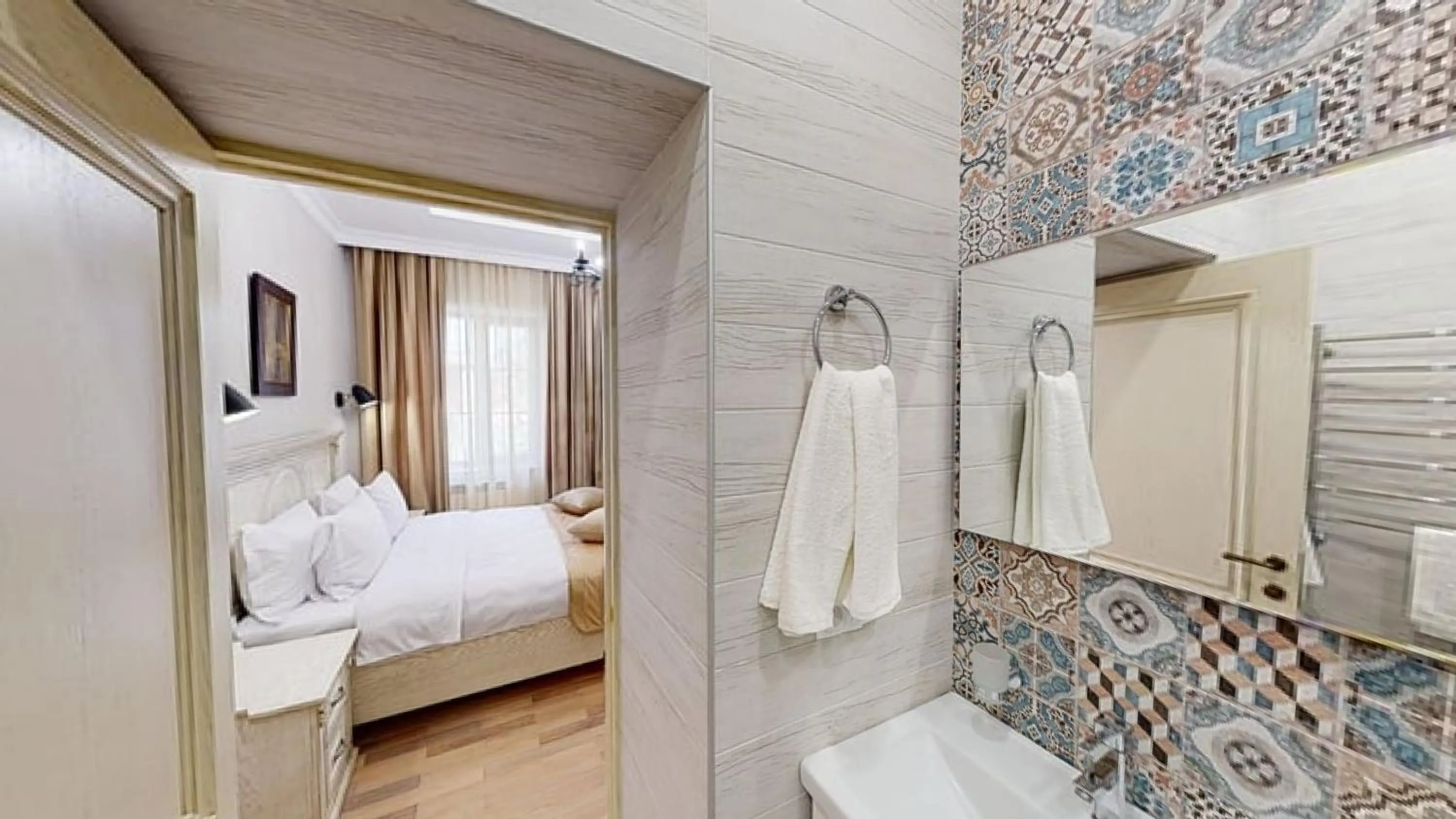 Shower, Bed in Aspar Boutique Hotel