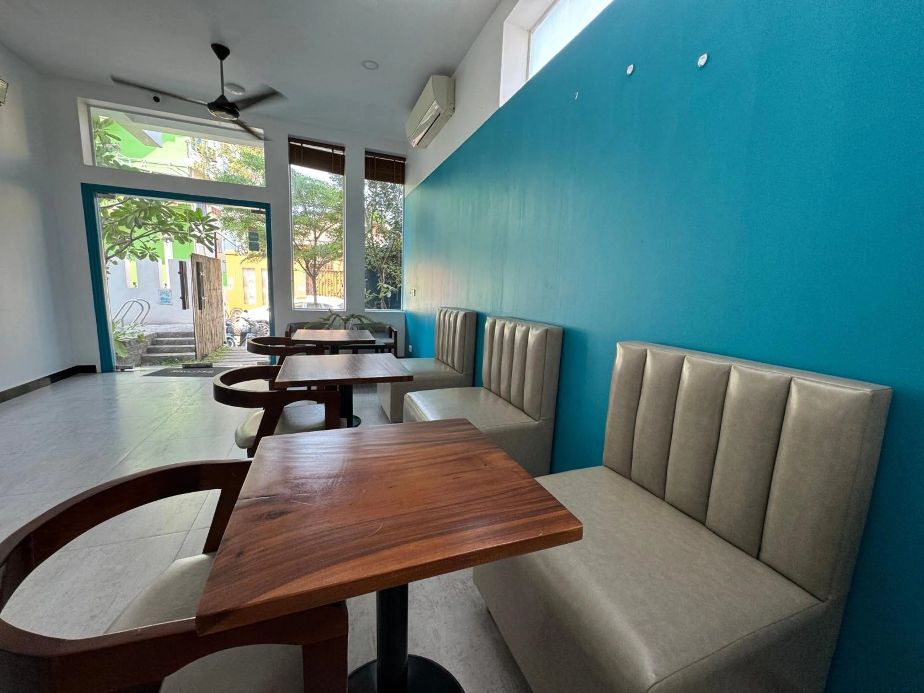 Restaurant/places to eat in Hotel La Maravilla