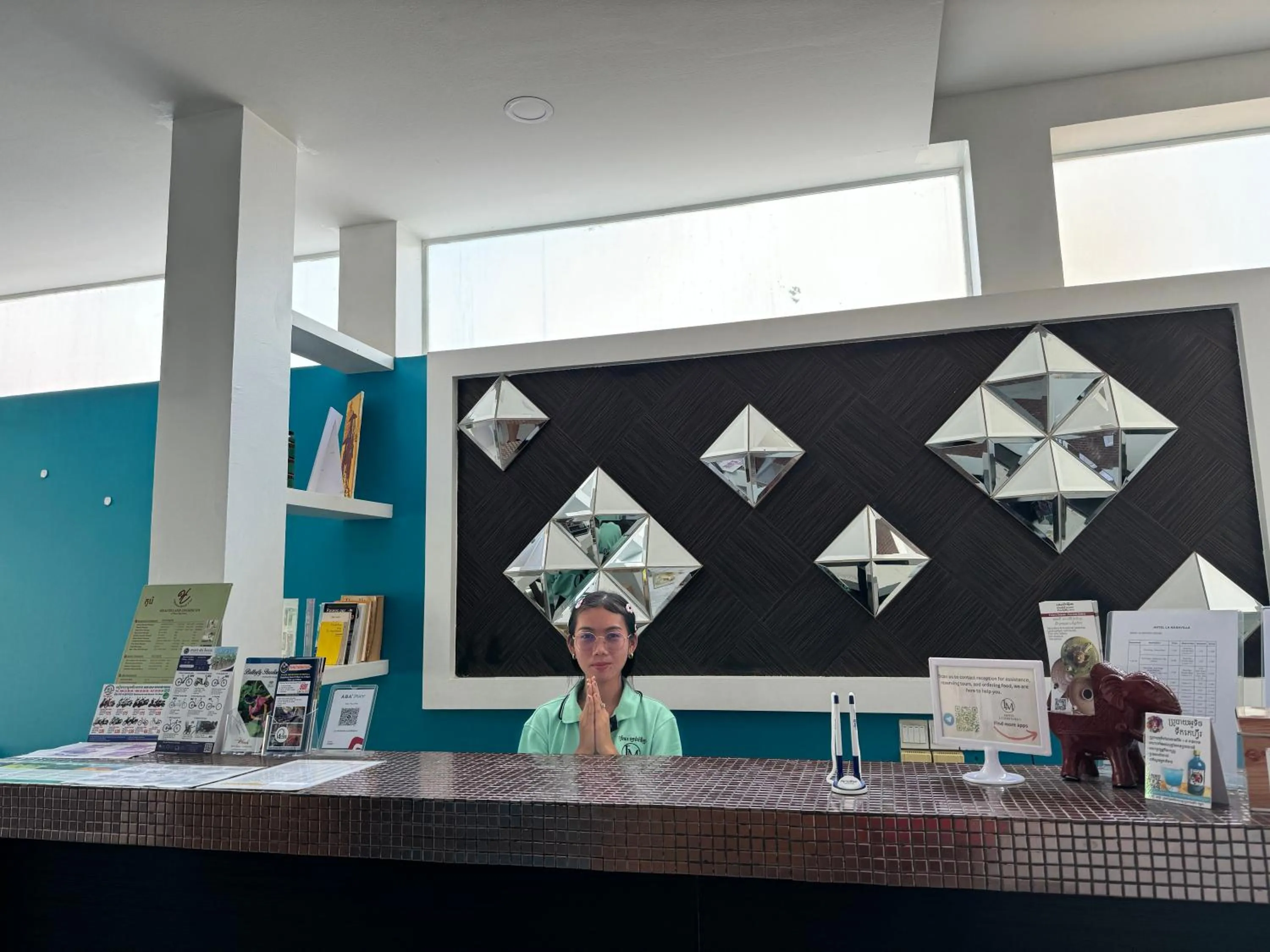 People in Hotel La Maravilla