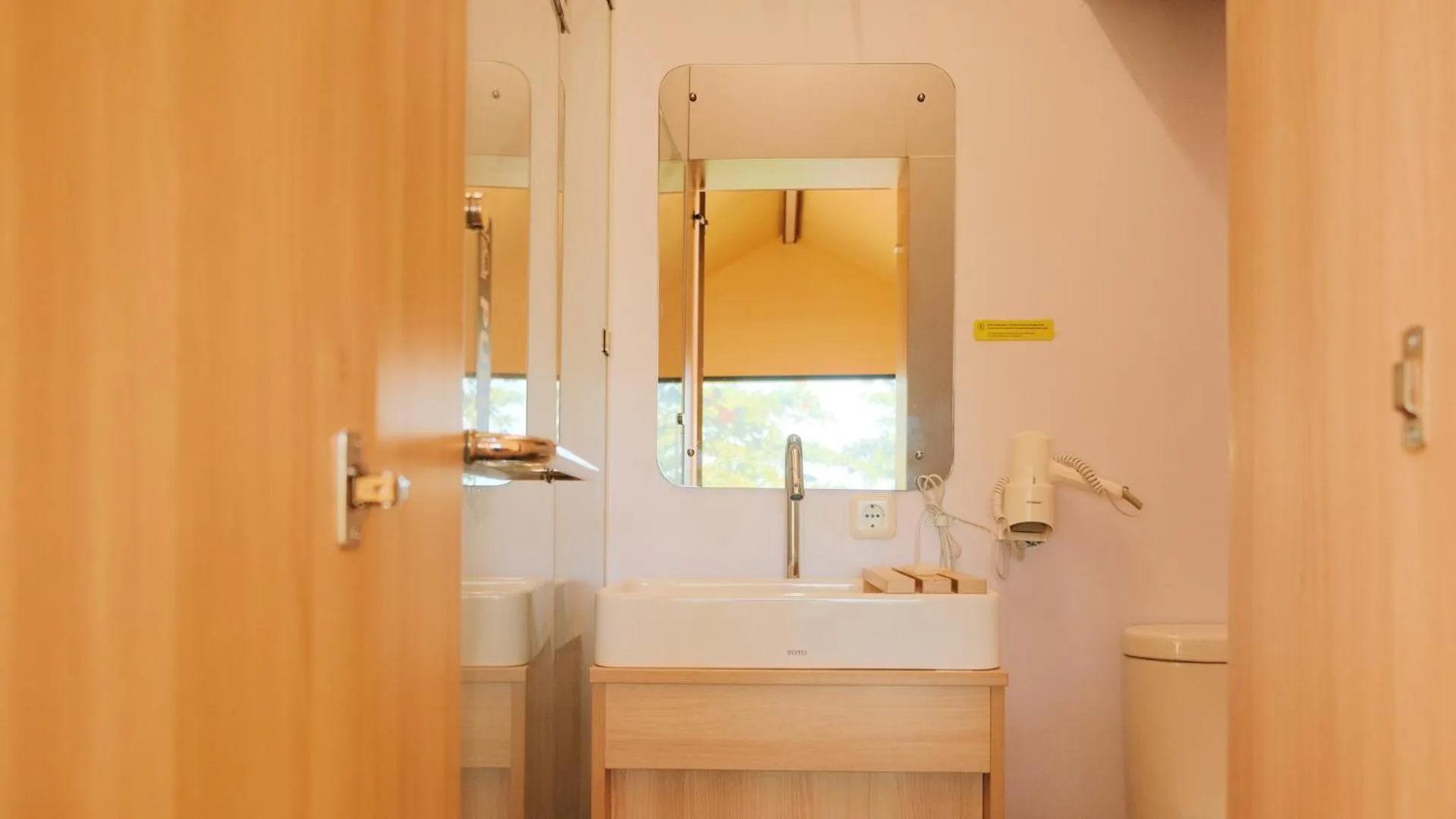 Bobocabin Madasari, Pangandaran