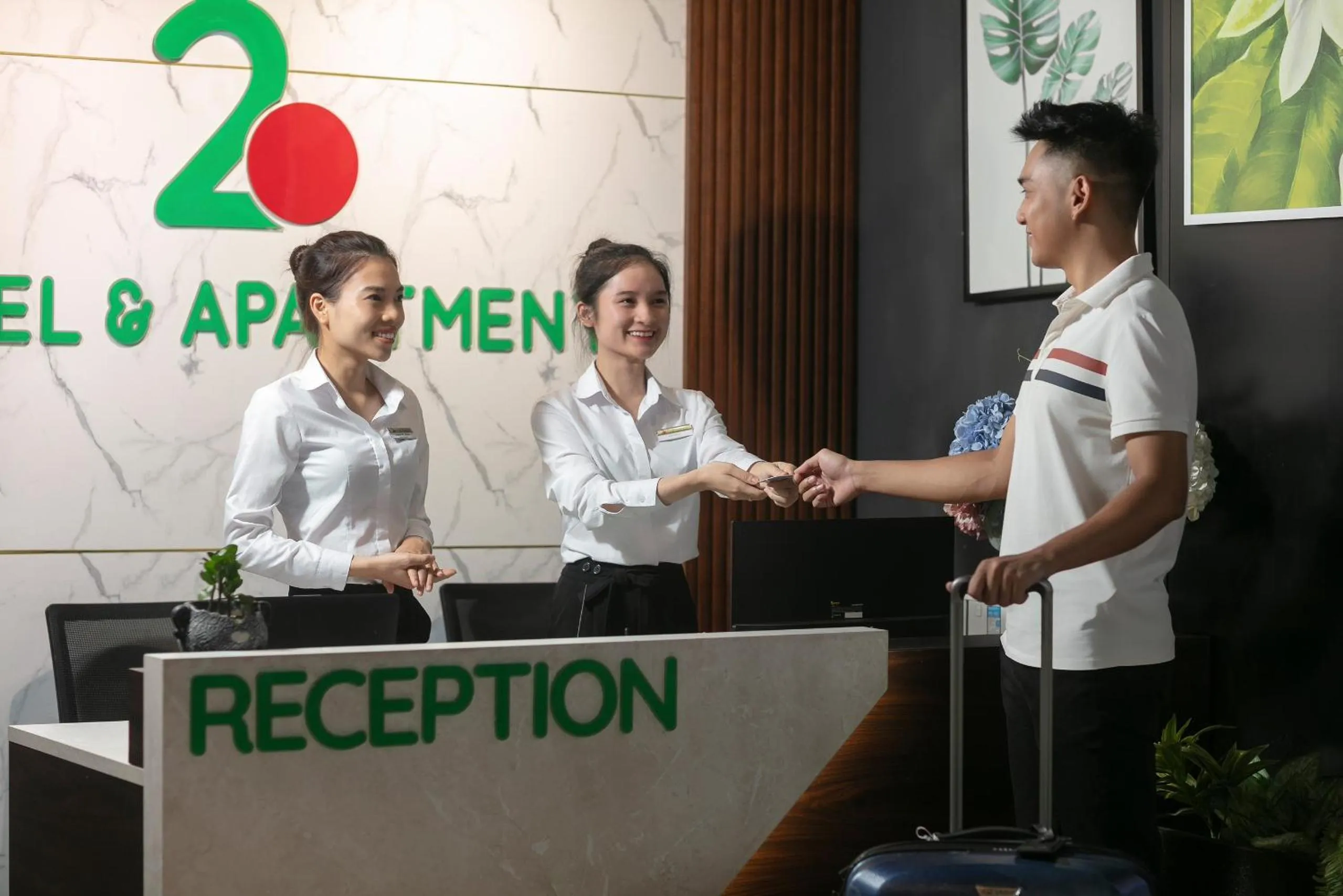 Lobby or reception in Hai Mươi Hotel & Apartment