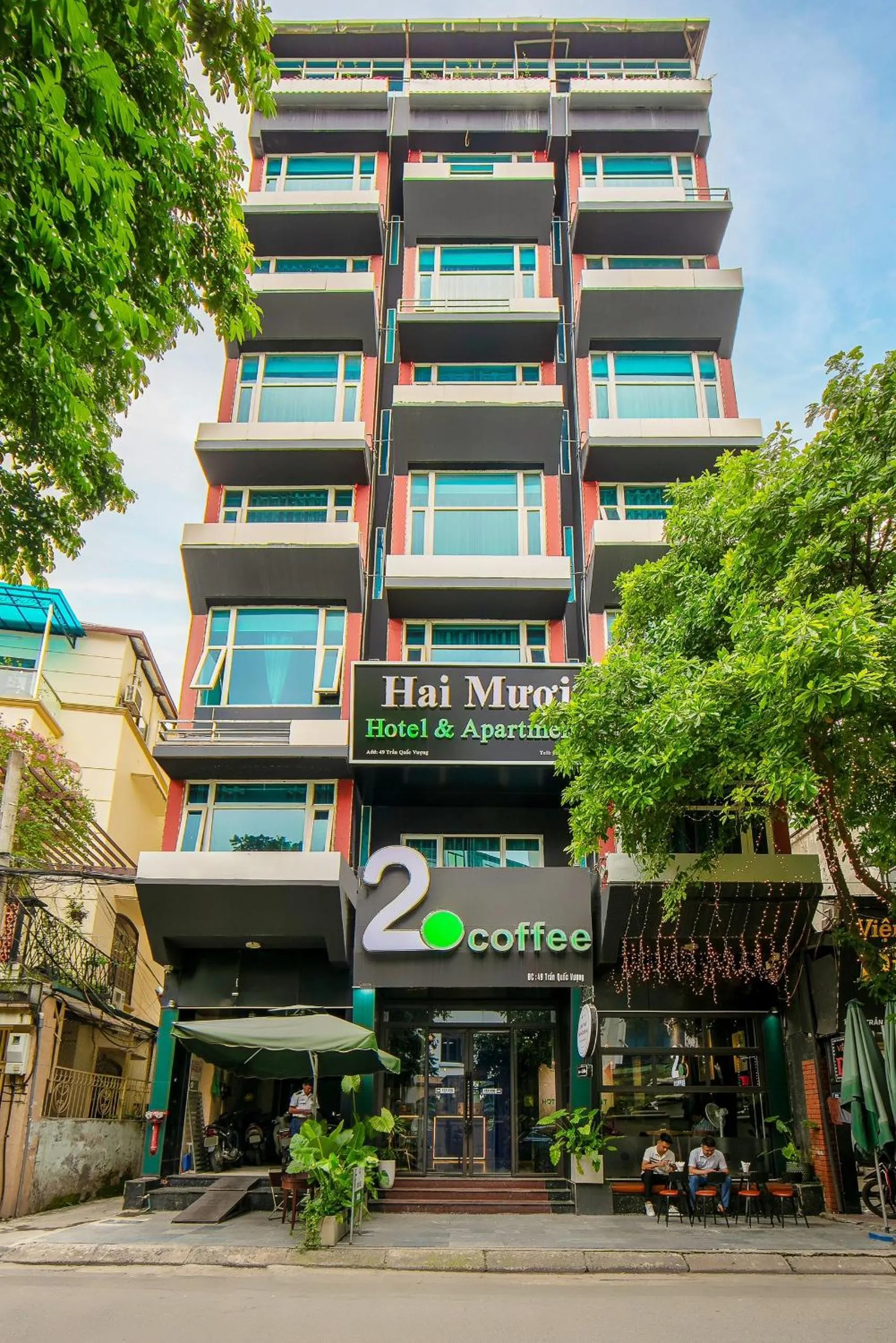 Property building in Hai Mươi Hotel & Apartment