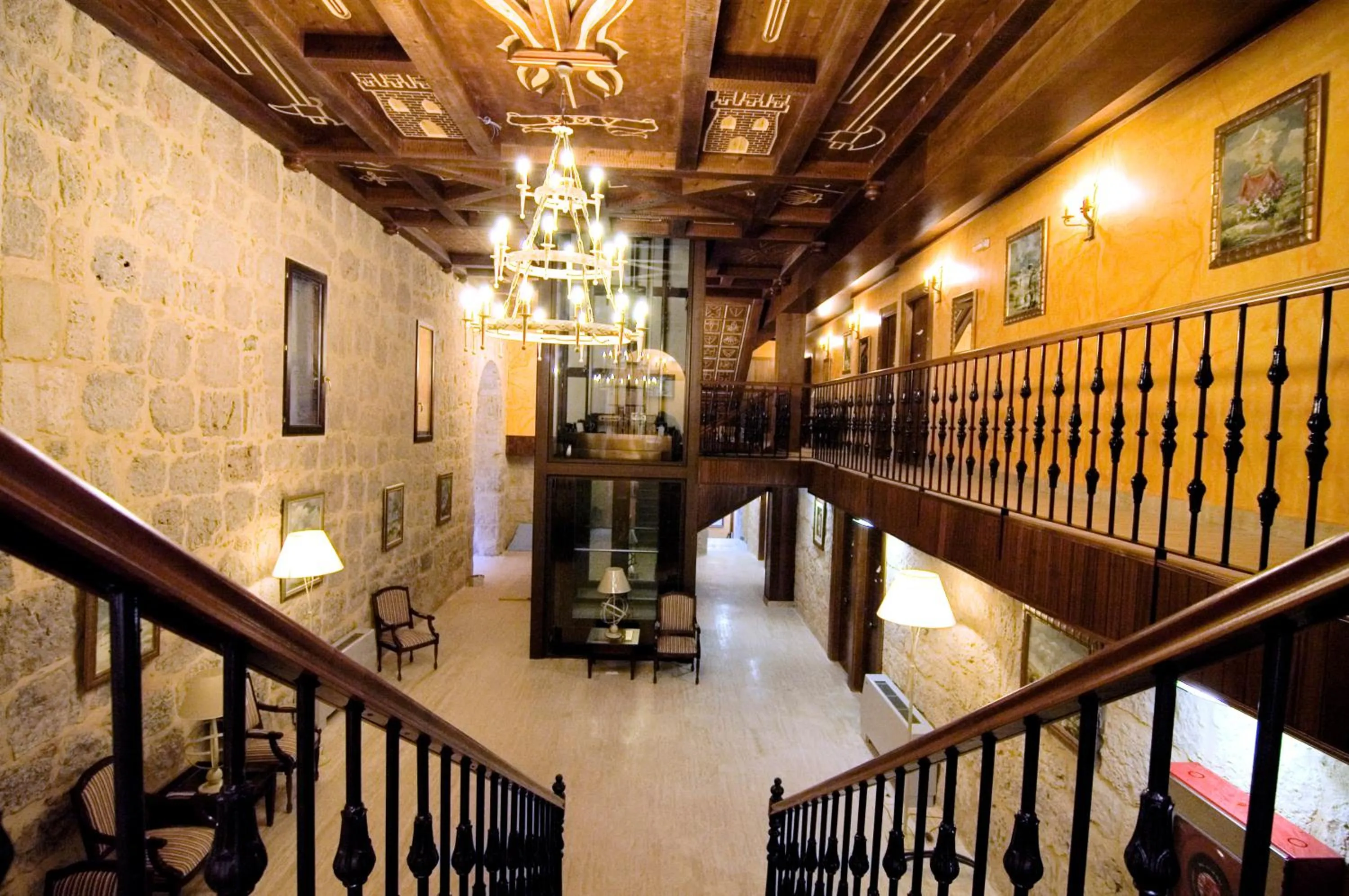 Library in Señorio de Olmillos