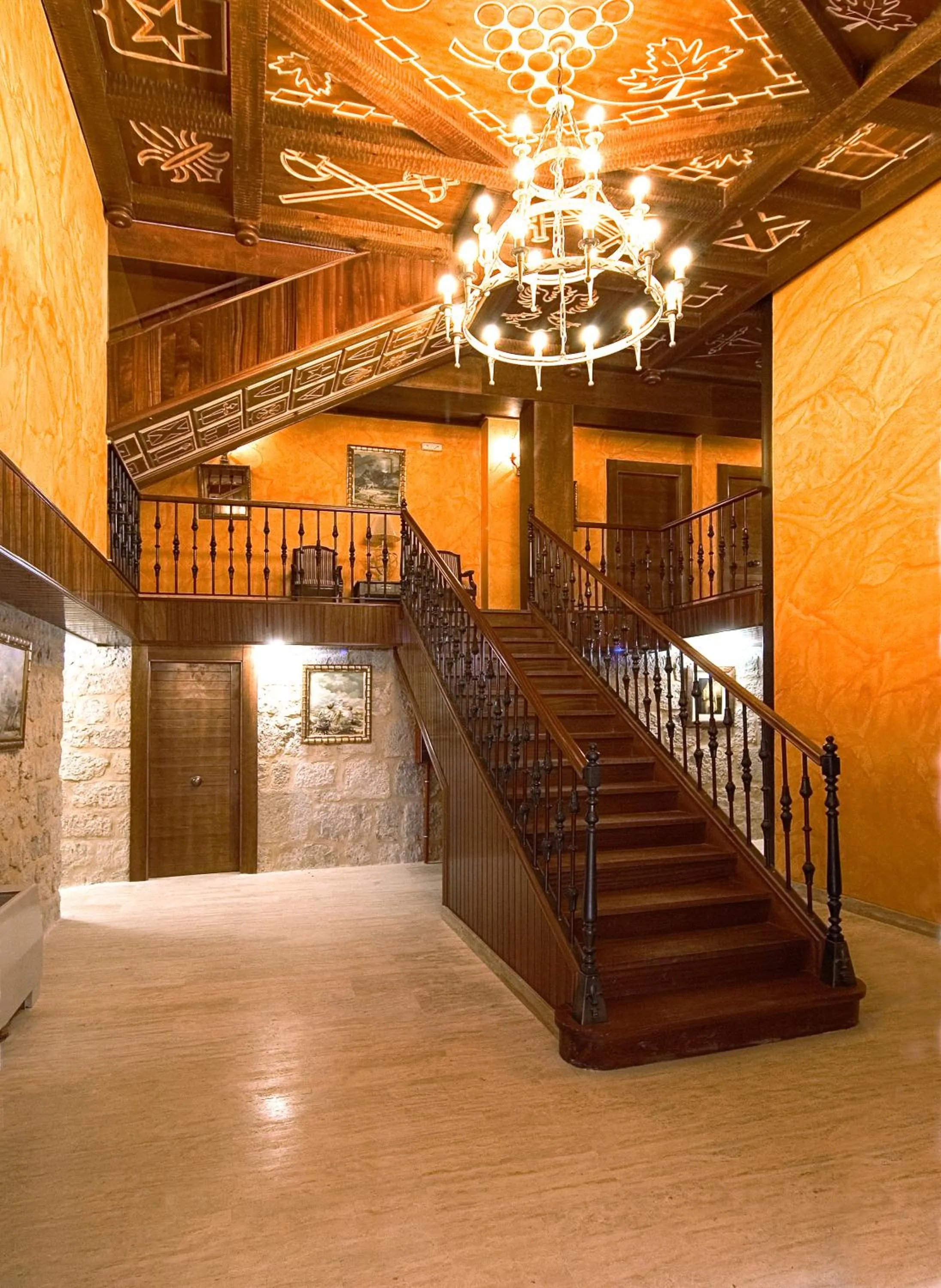 Library in Señorio de Olmillos