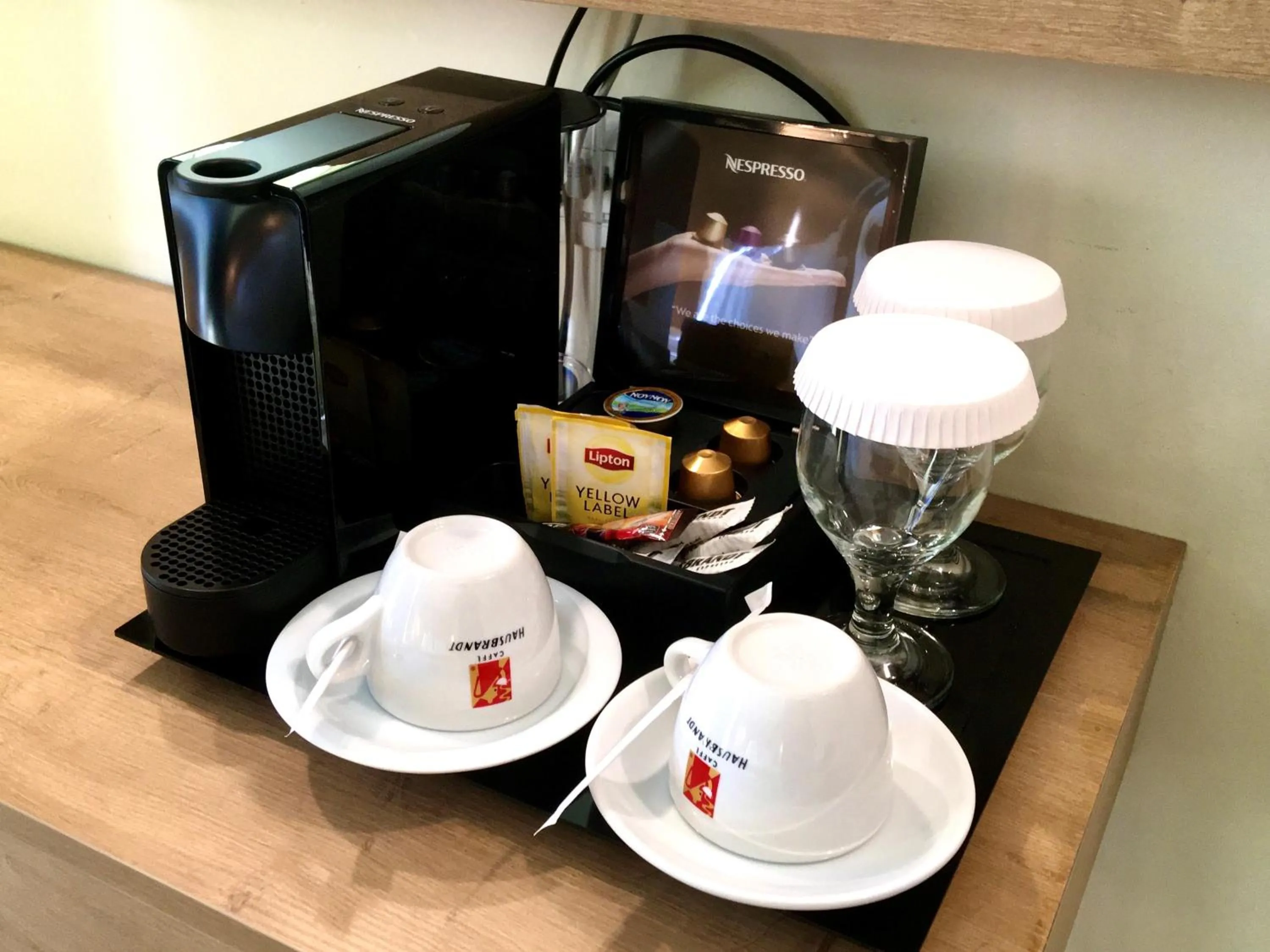 Coffee/tea facilities in Polis Grand Hotel