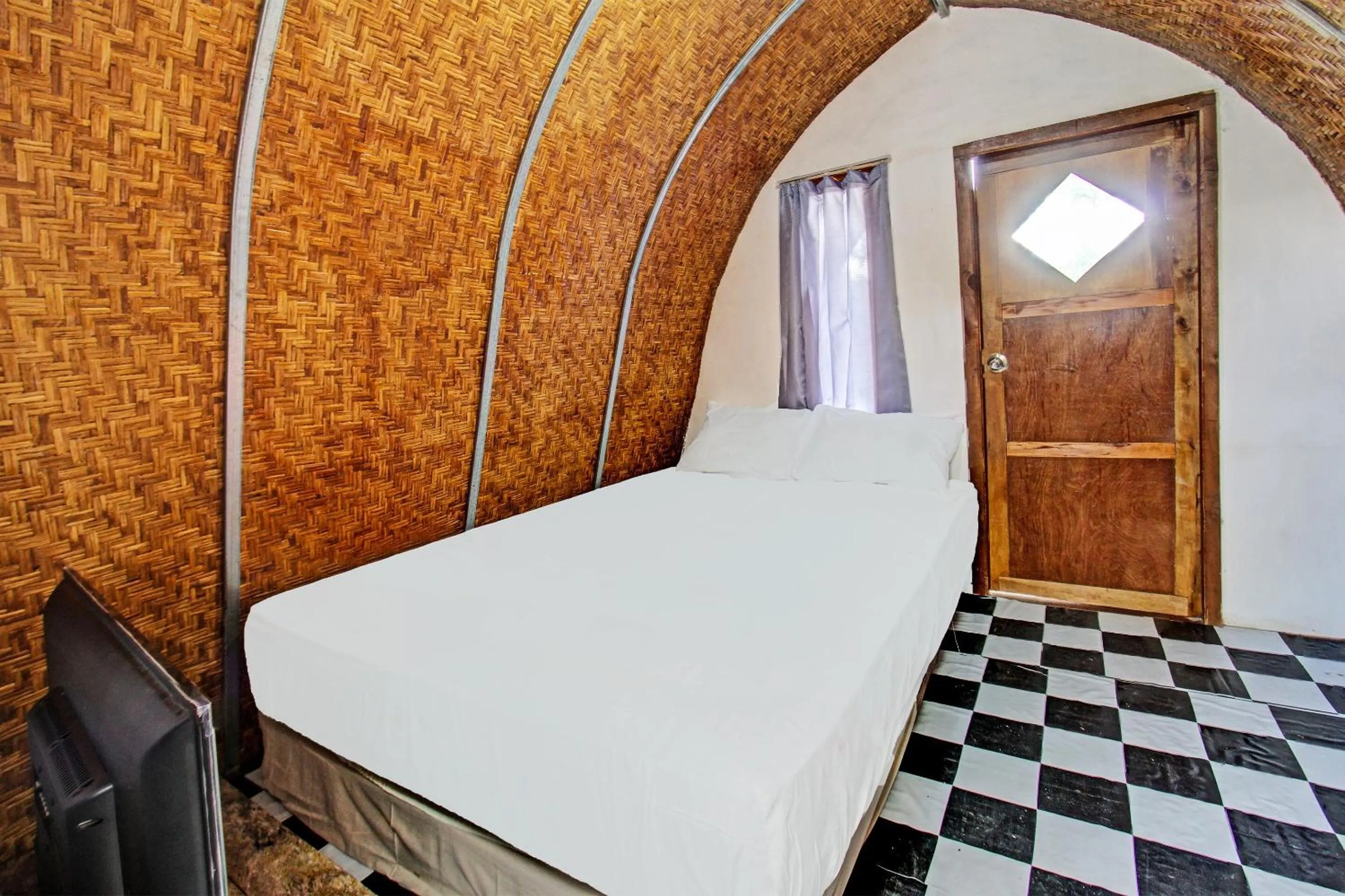 Hotel O Samalas Syariah Homestay Near SDN TANAK BEAK