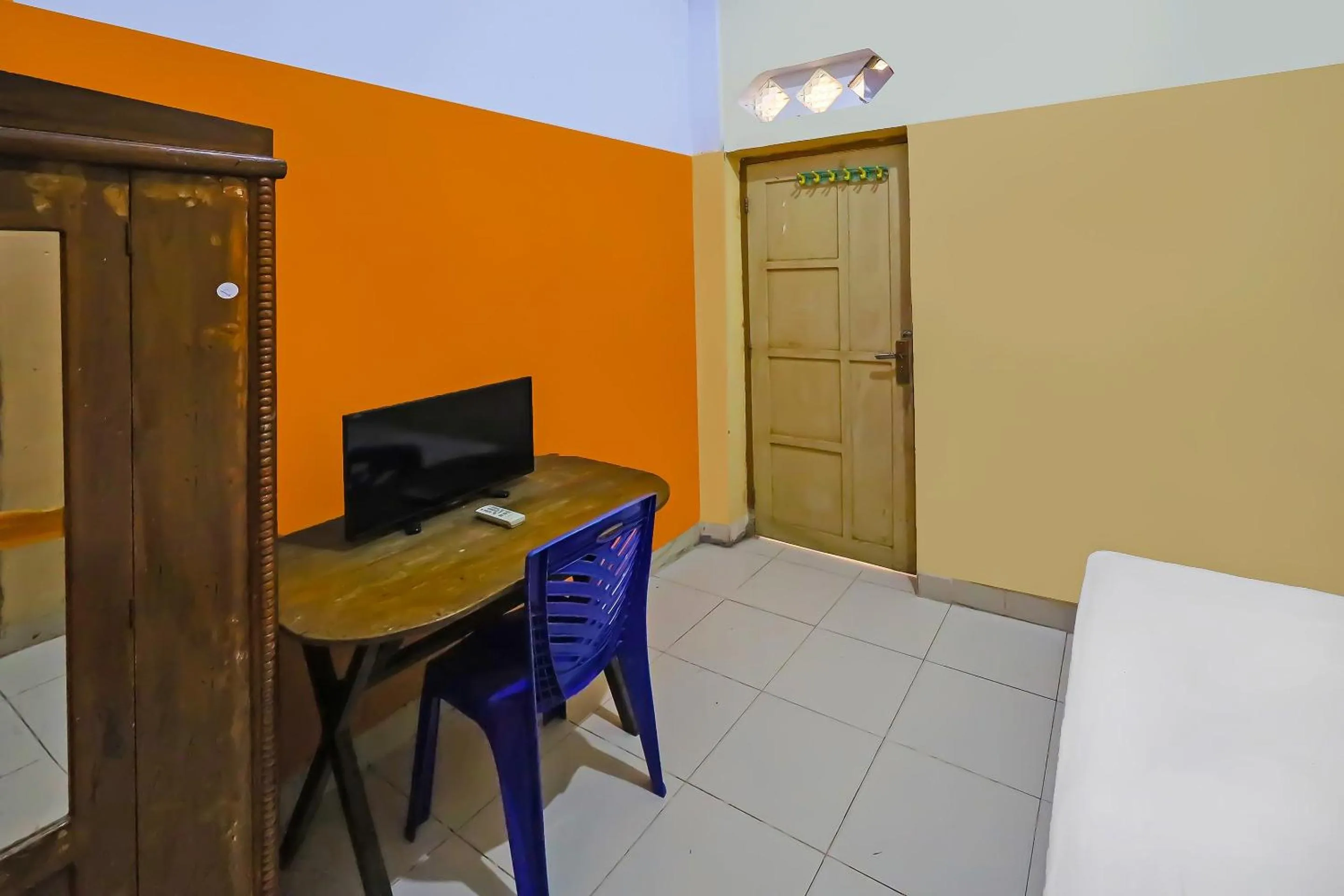 Bedroom in Hotel O Pondokan Tali Super