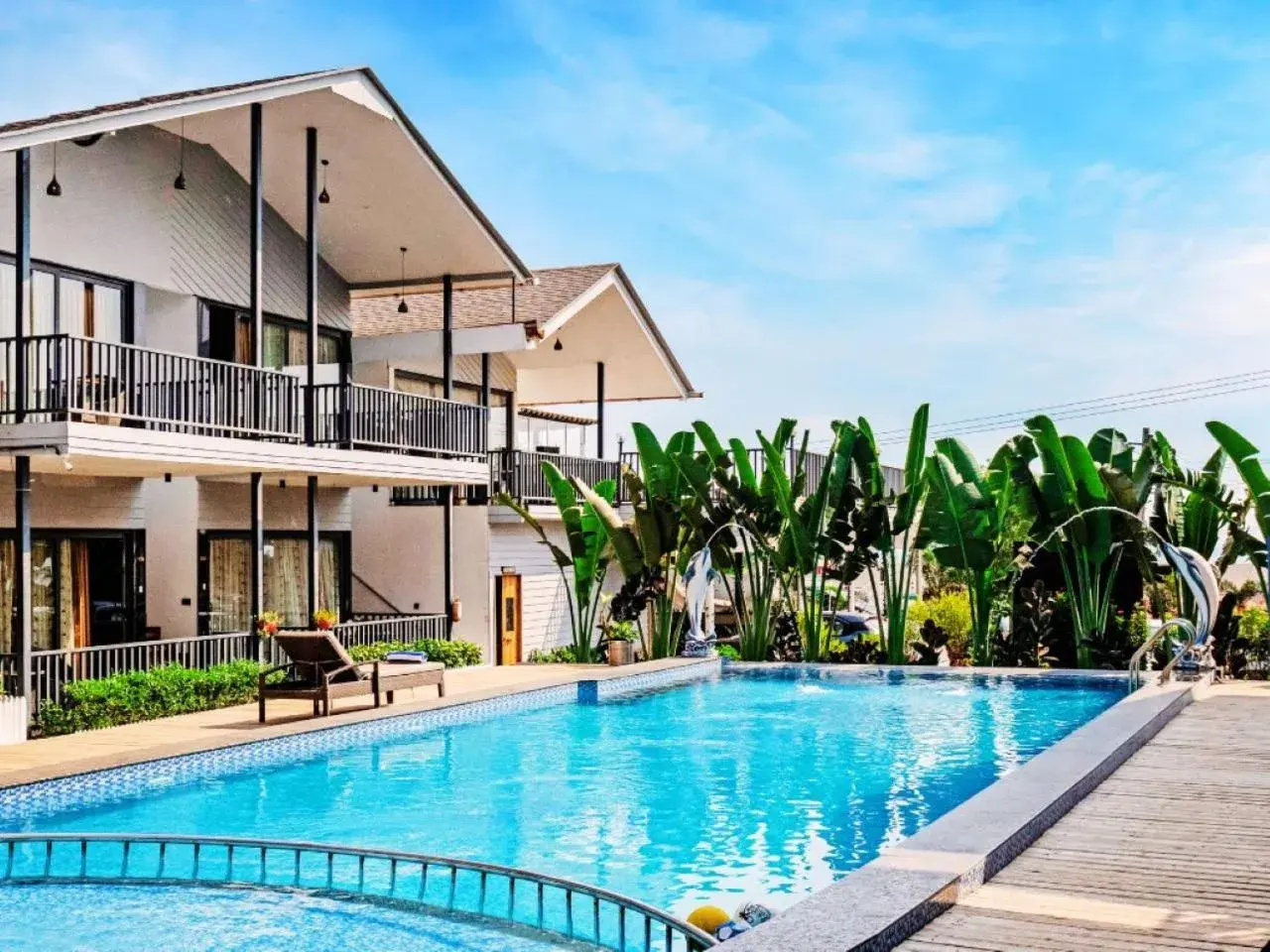 Oralia Pool View in Dallas Beach Resorts Ashvem Beach Oralia Pool View in Dallas Beach Resorts Ashvem Beach