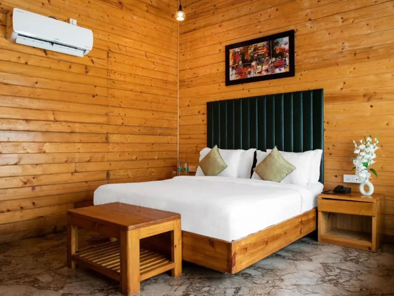 Wooden Cottage Sea View in Dallas Beach Resorts Ashvem Beach Wooden Cottage Sea View in Dallas Beach Resorts Ashvem Beach