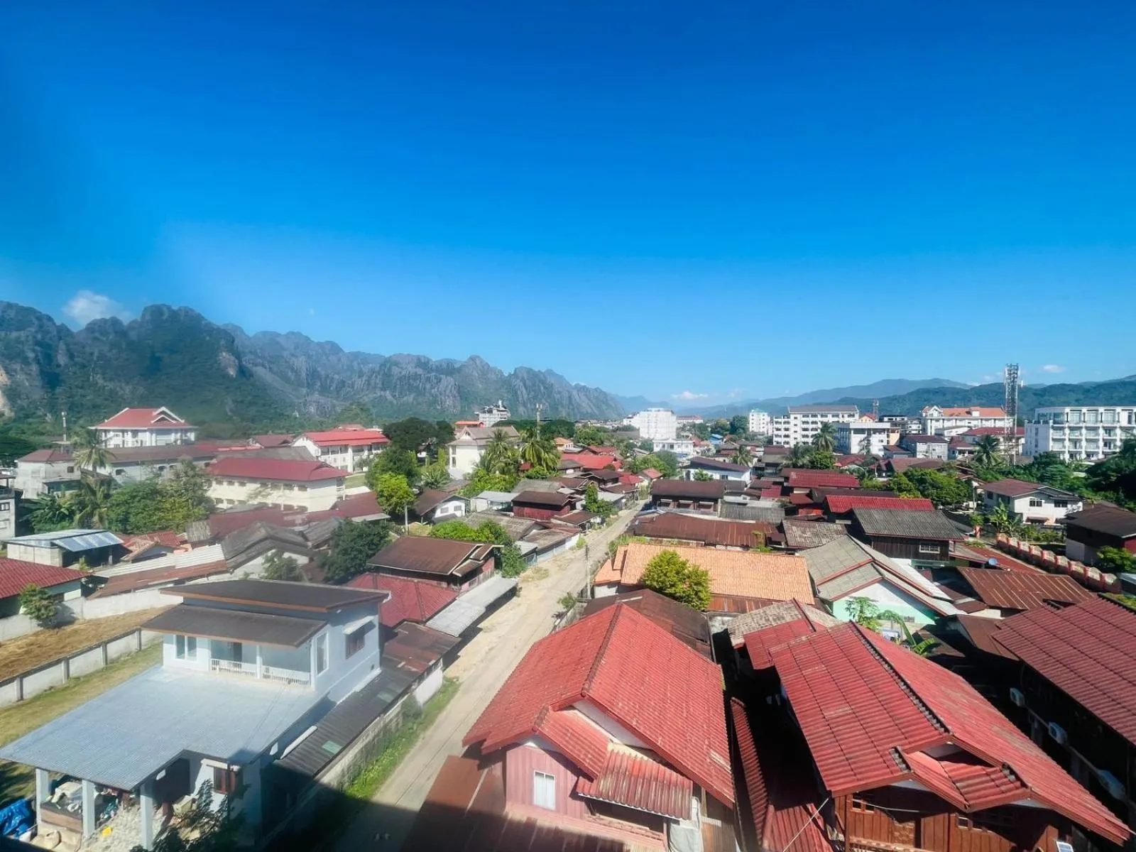 VANG VIENG TOPVIEW HOTEL