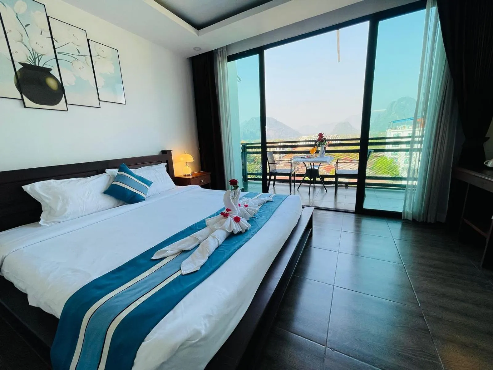 Bed in VANG VIENG TOPVIEW HOTEL