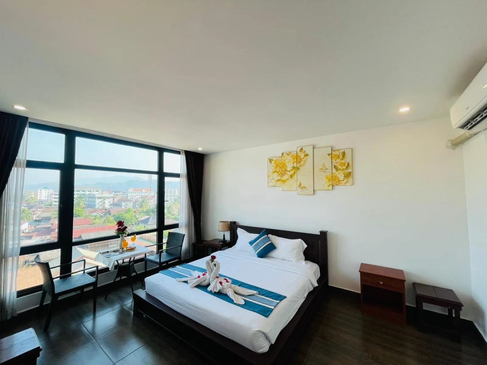 Bed in VANG VIENG TOPVIEW HOTEL