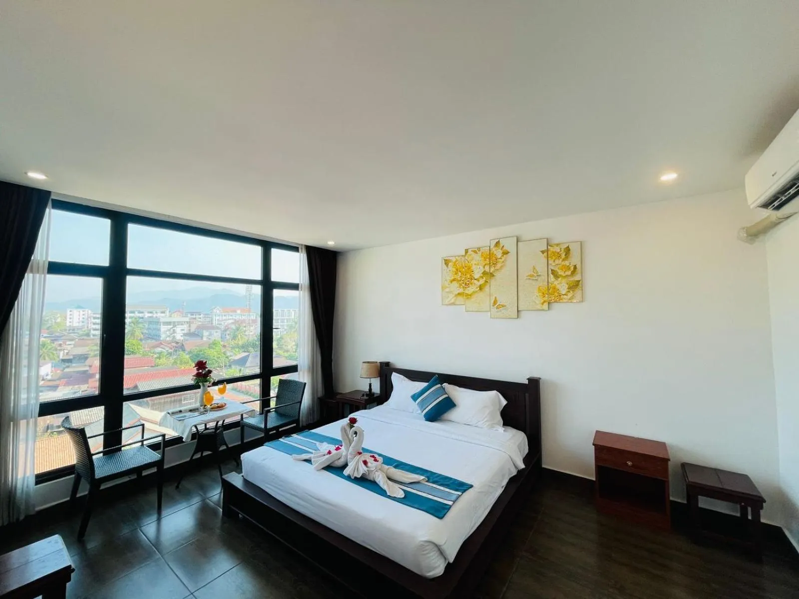 Bed in VANG VIENG TOPVIEW HOTEL