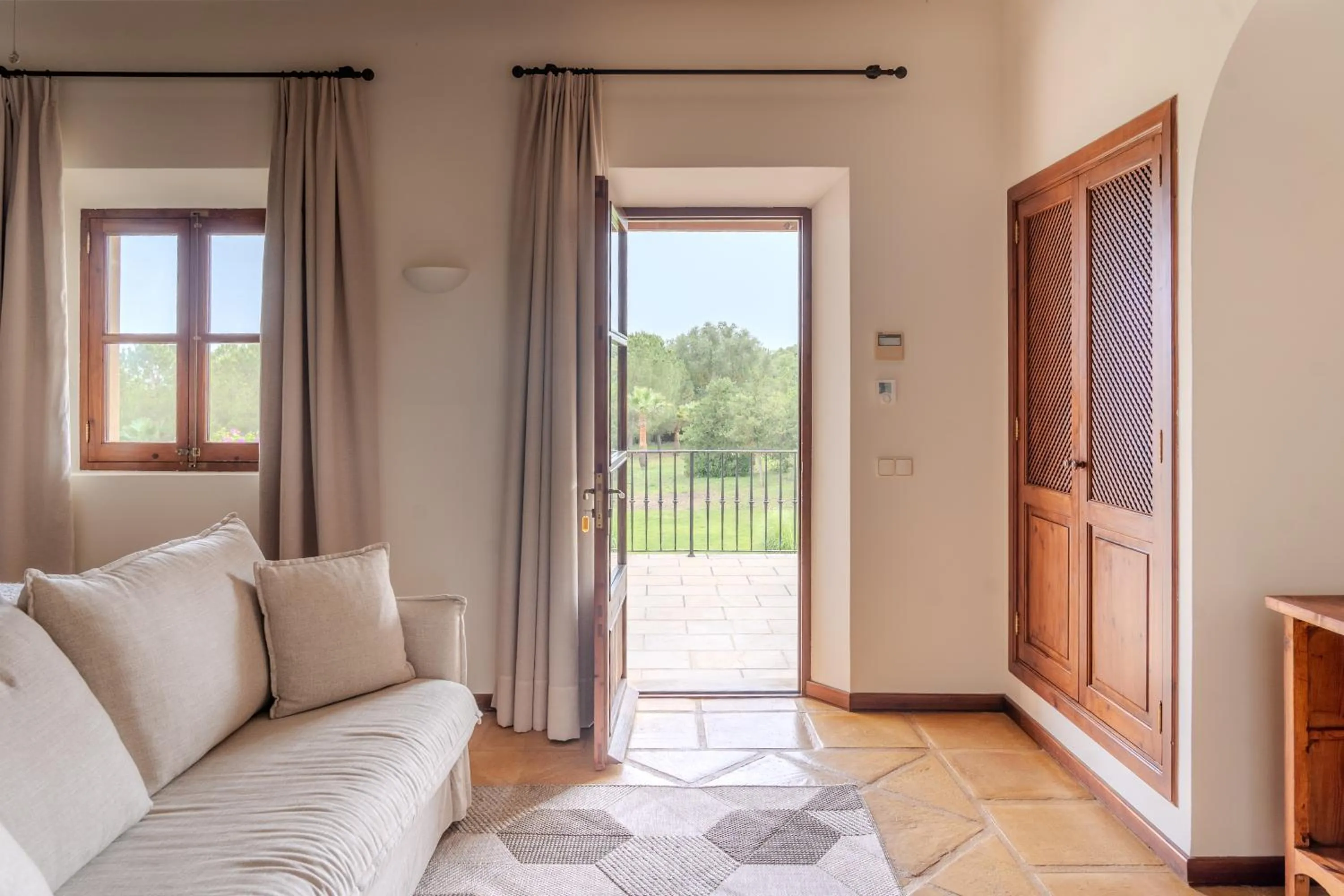Living room in Reserva Rotana Golf Resort