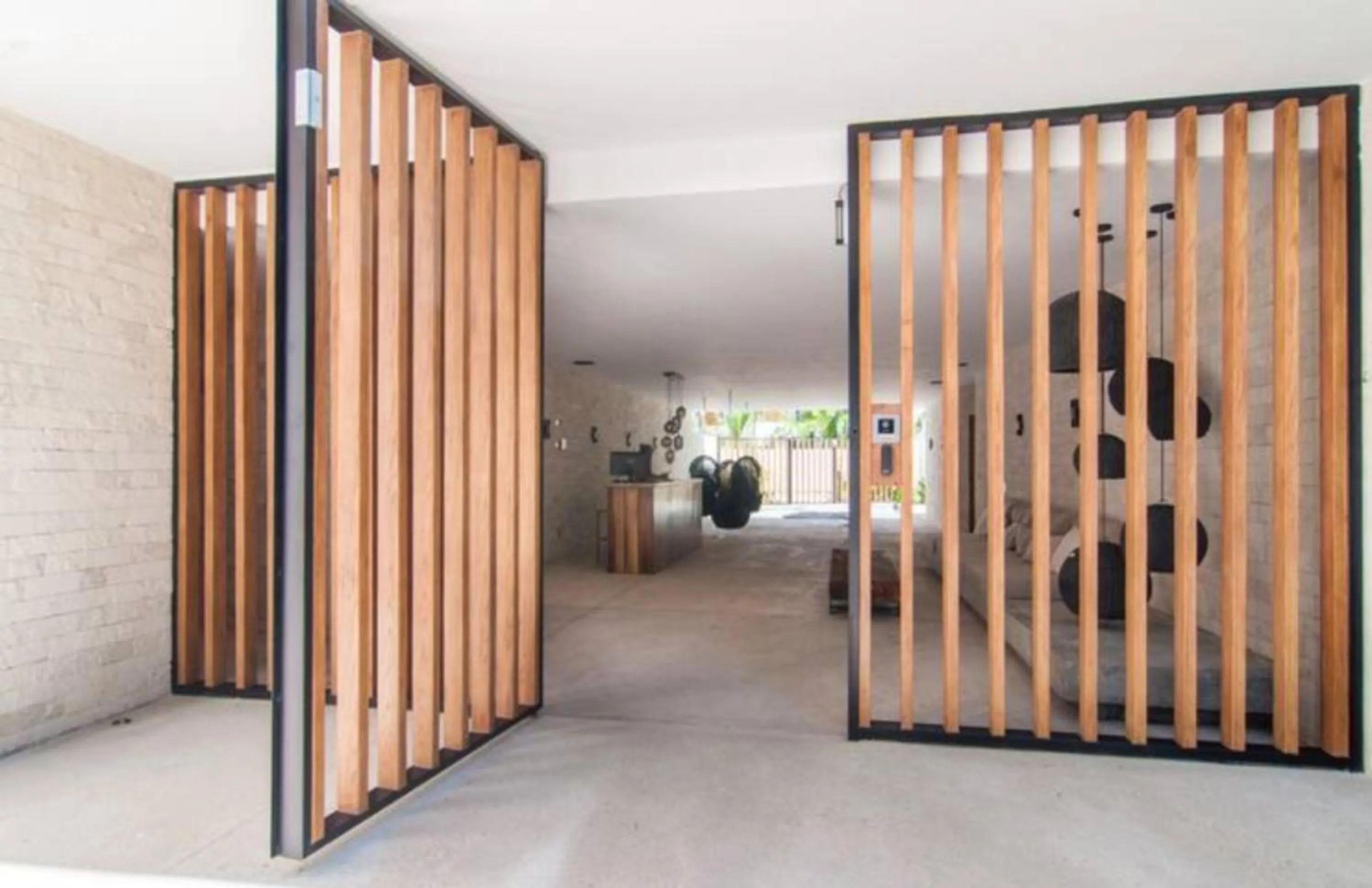 Facade/entrance in Spectacular Apartment Quiet Area Pool & Gym PURE 301