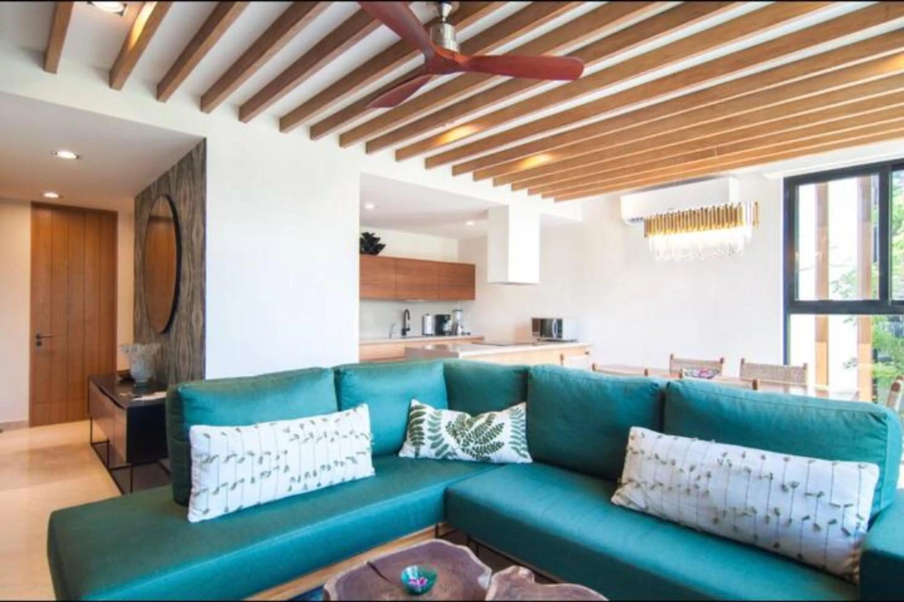 Living room in Spectacular Apartment Quiet Area Pool & Gym PURE 301