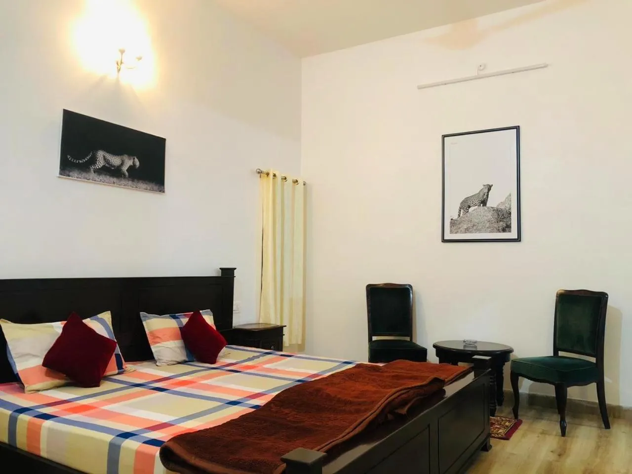 Bed in Jawai Leopard Villa