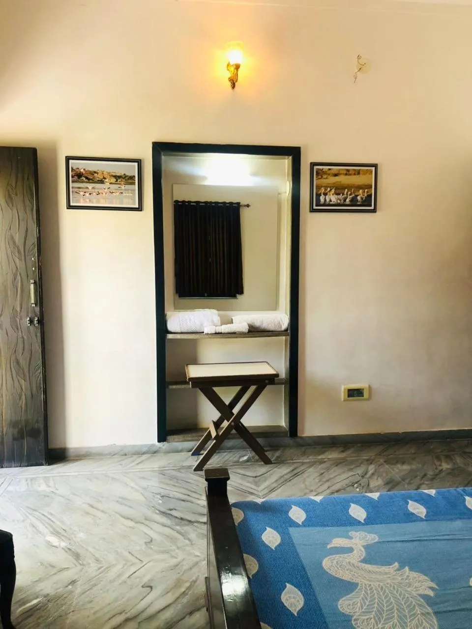 Bed in Jawai Leopard Villa