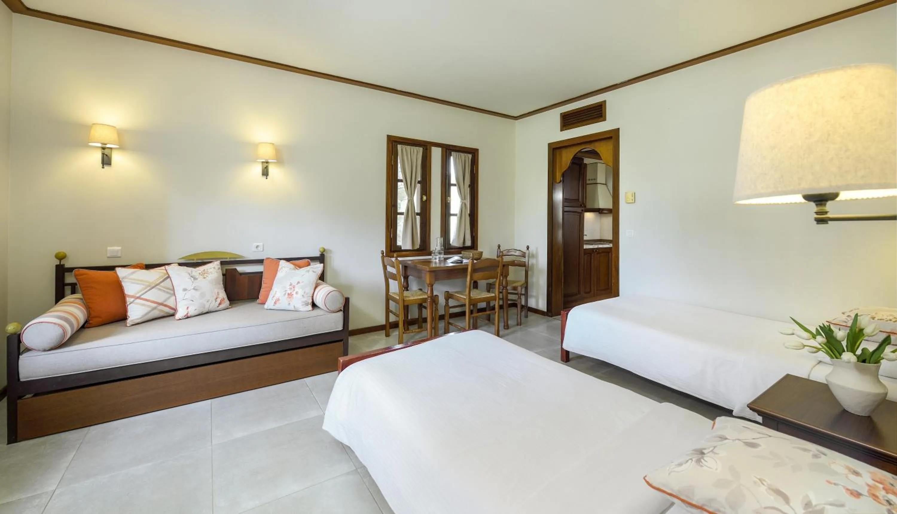 Bedroom, Bed in Simantro Resort