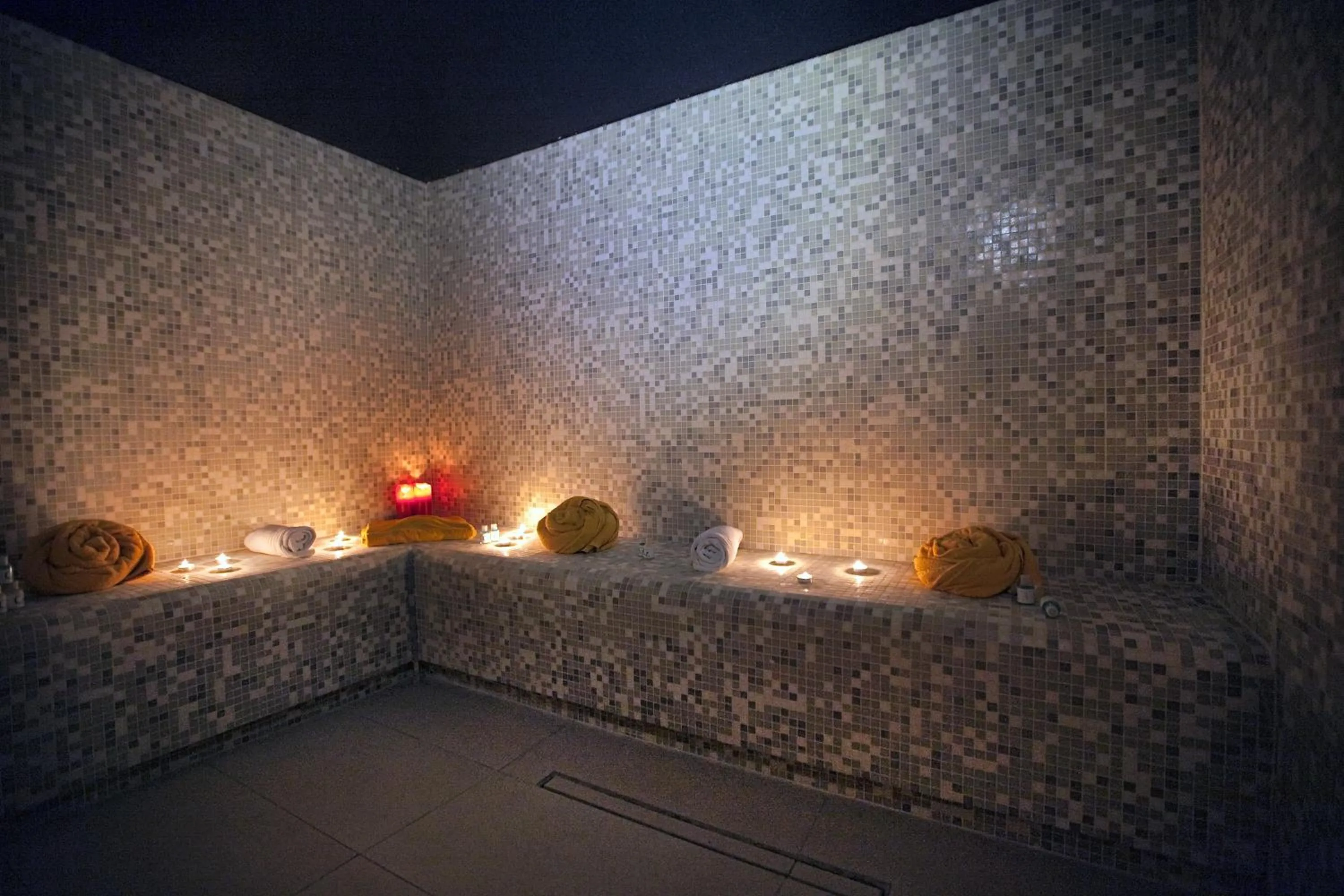 Decorative detail in Simantro Resort