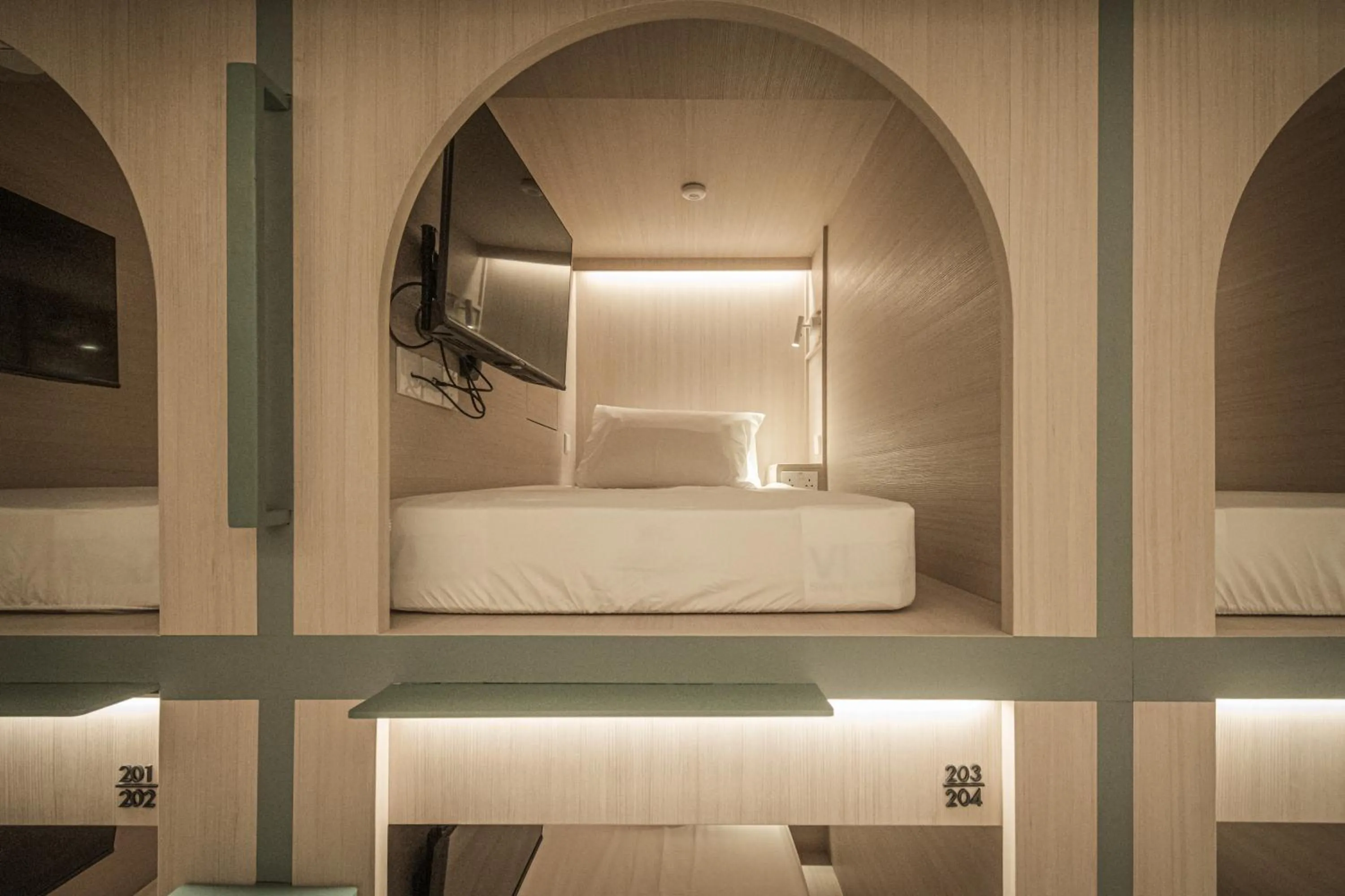Bedroom, Bed in Jyu Capsule Hotel