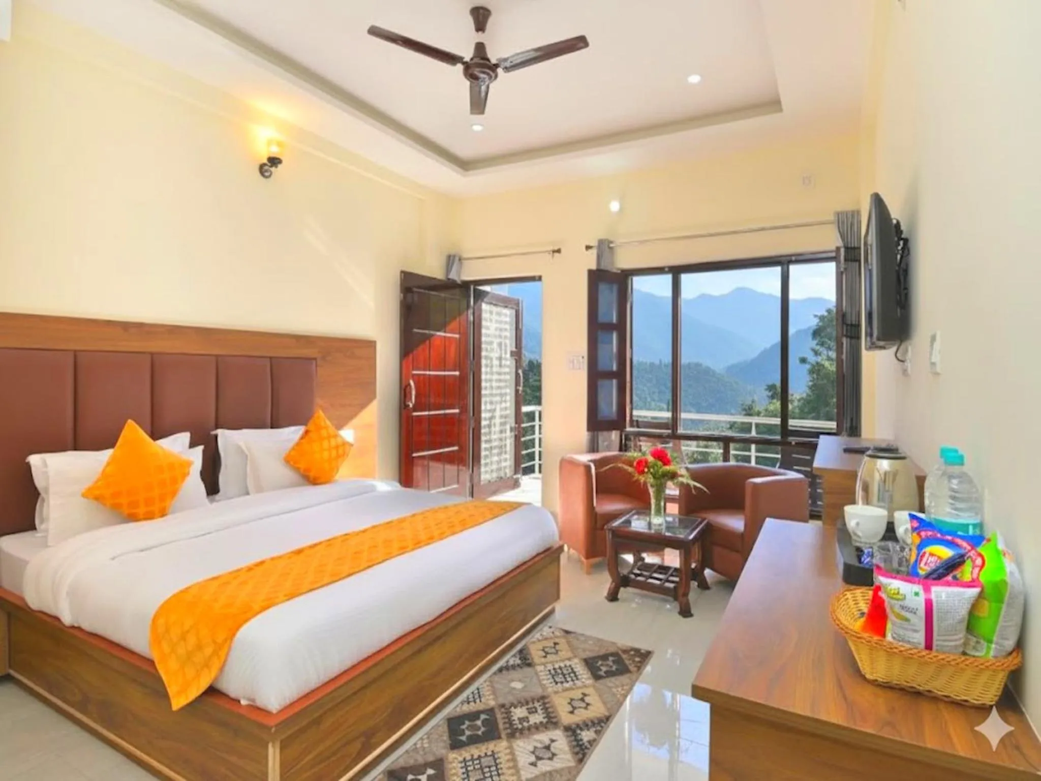 Guests, Bed in LA Riqueza Dhanolti View - Mountain View Rooms - Near to Eco Park & Surkanda Devi Temple