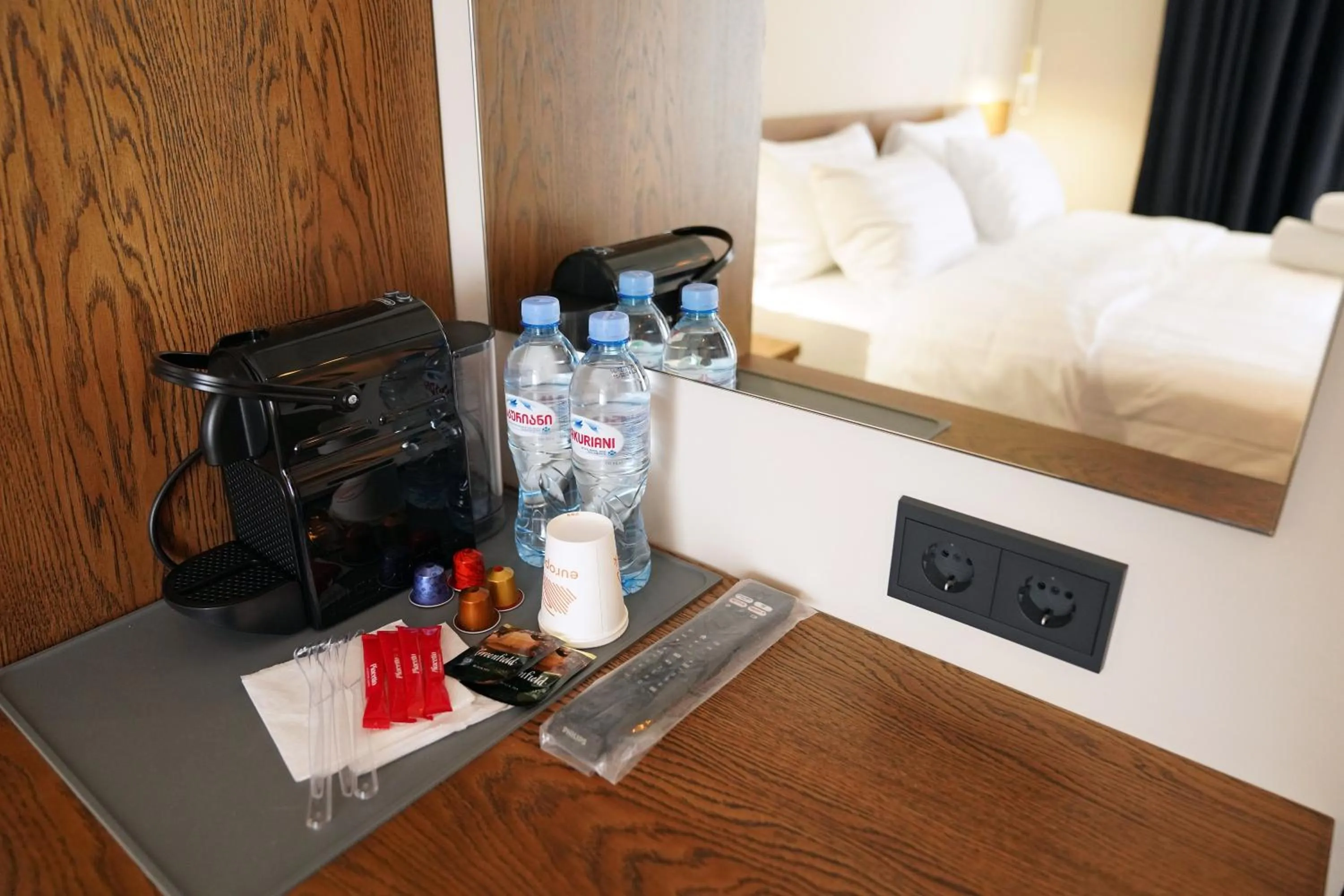 Coffee/tea facilities in Hotel Tiflisi Inn