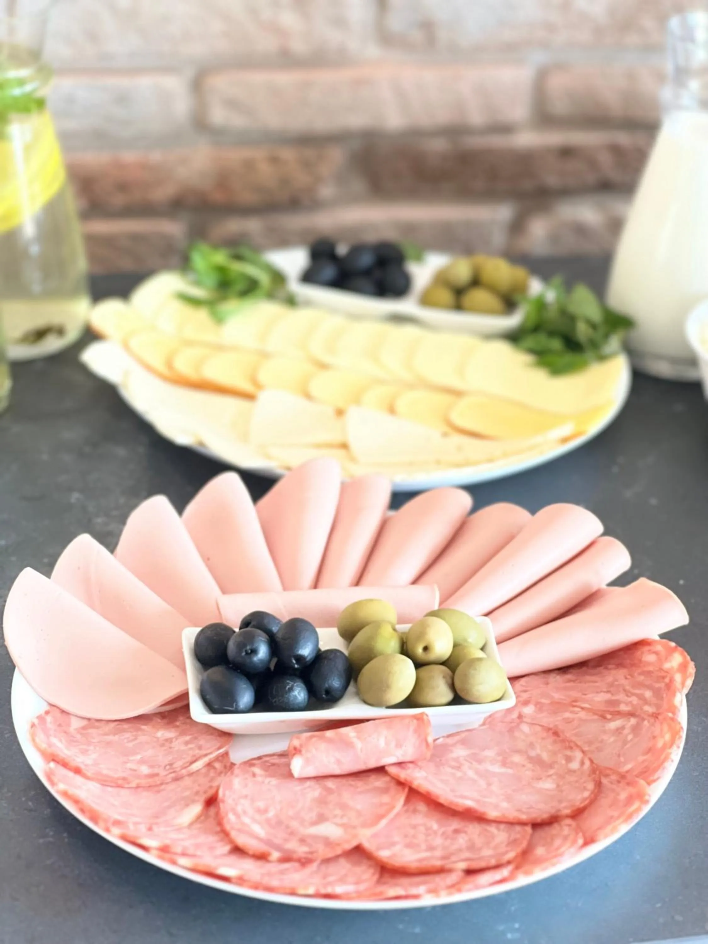 Food and drinks in Hotel Tiflisi Inn