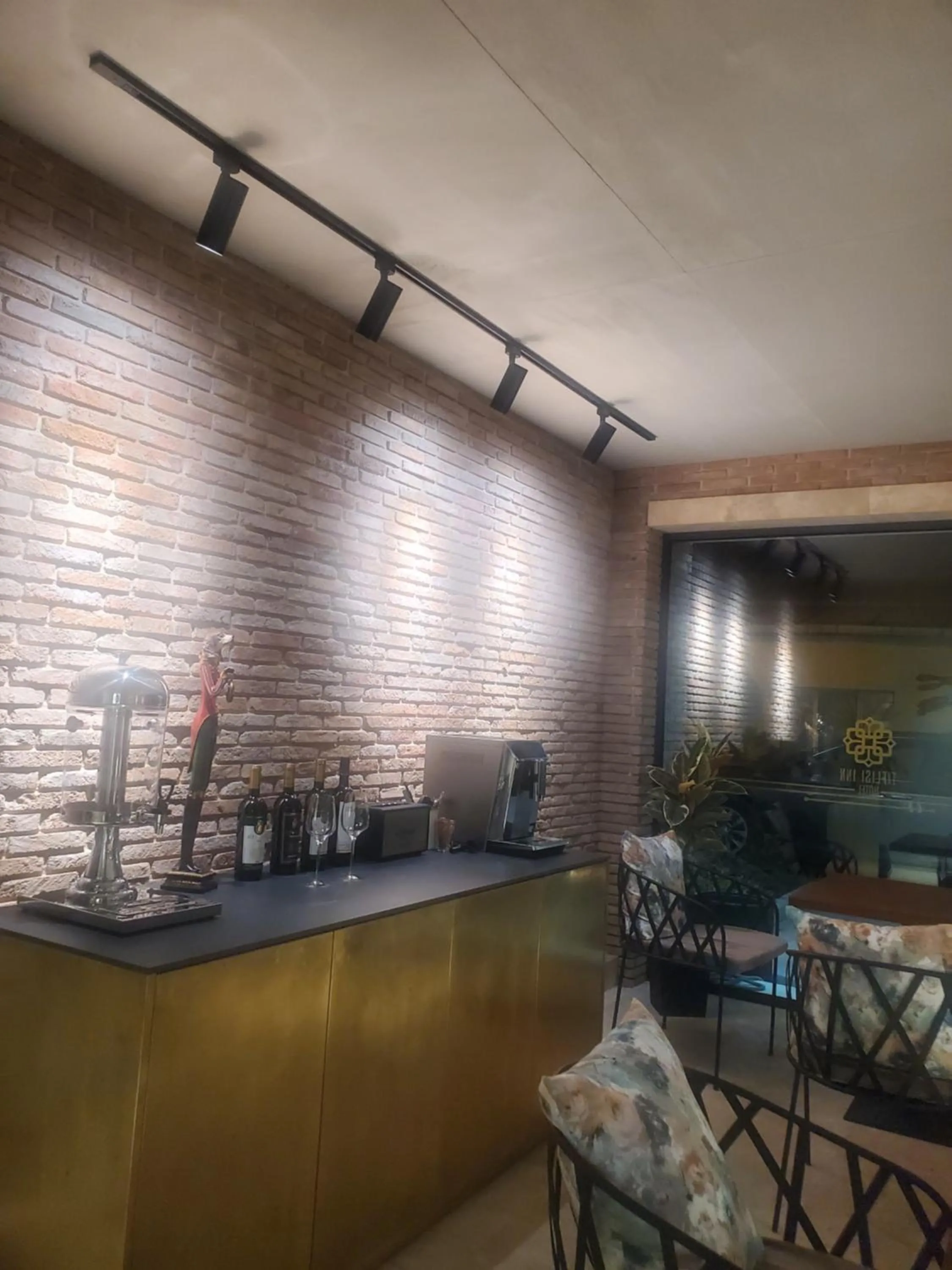 Kitchen or kitchenette in Hotel Tiflisi Inn