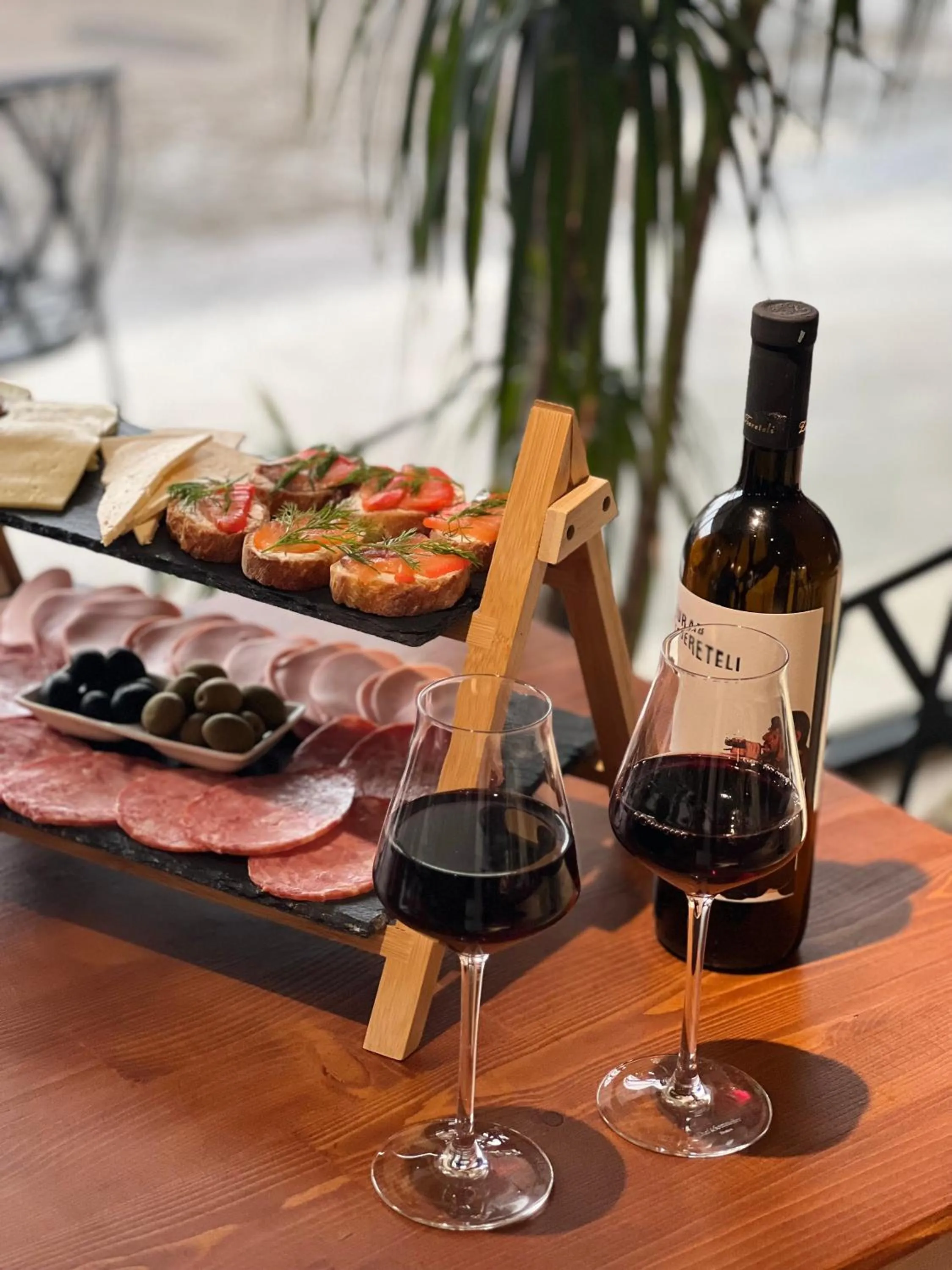 Food and drinks in Hotel Tiflisi Inn