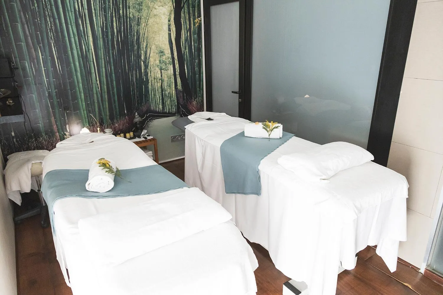 Massage, Bed in Hotel & Spa Real Ciudad De Zaragoza