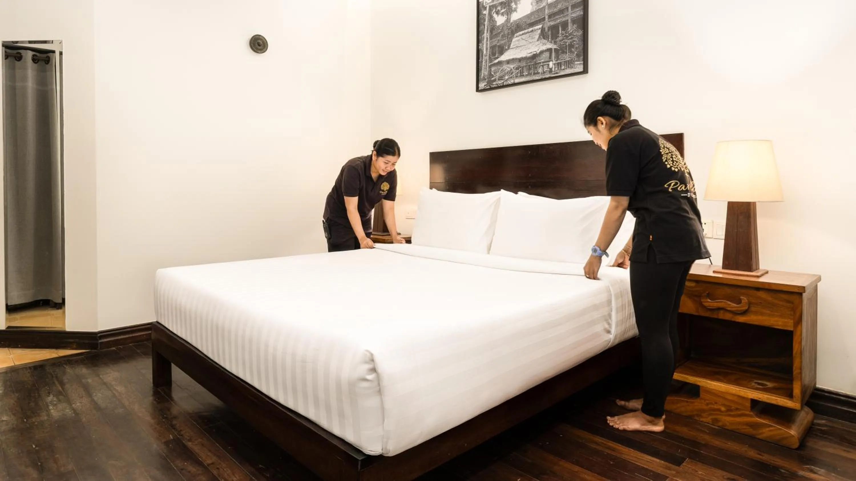 Bed in Pavillon d'Orient Boutique Hotel