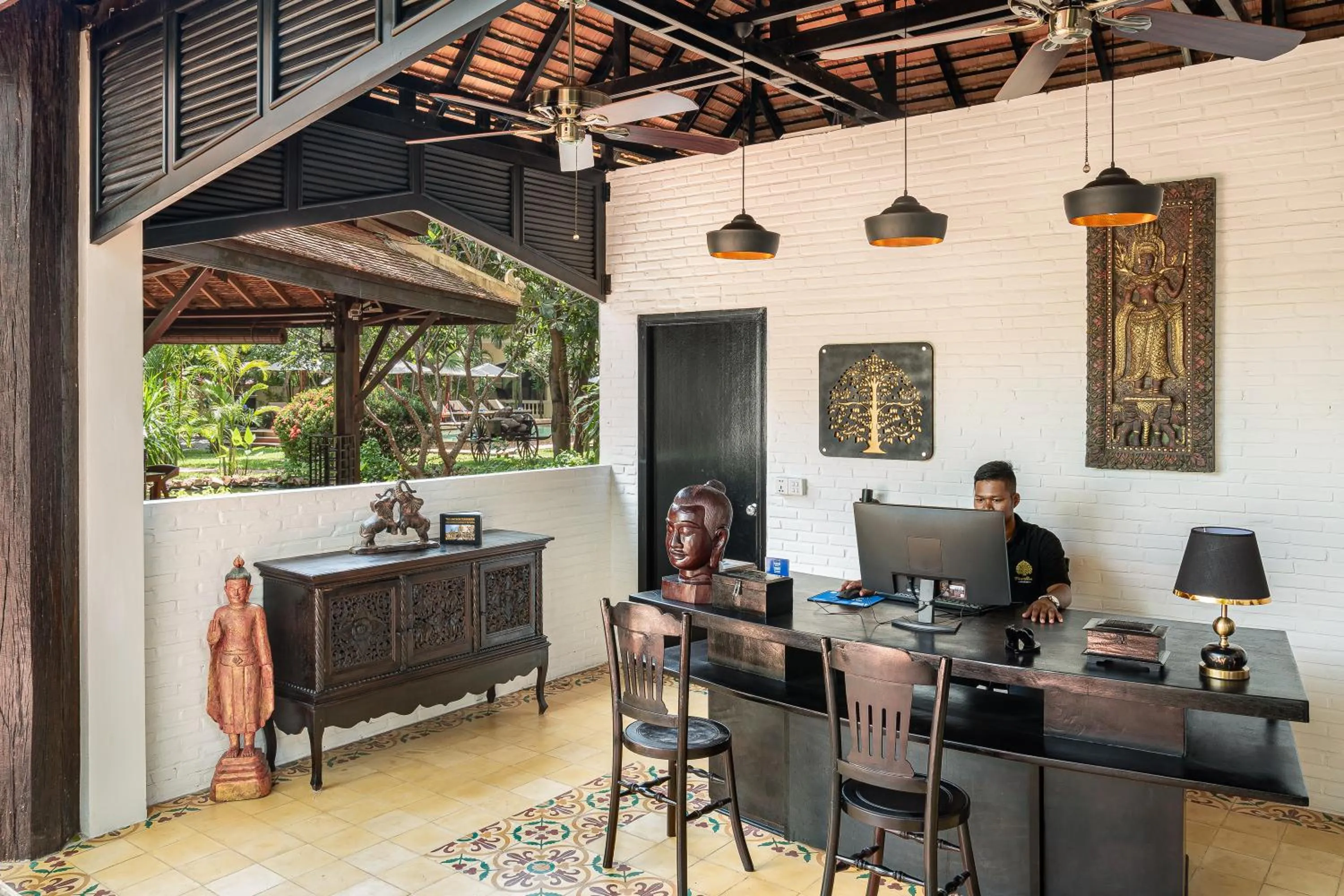 Property building in Pavillon d'Orient Boutique Hotel