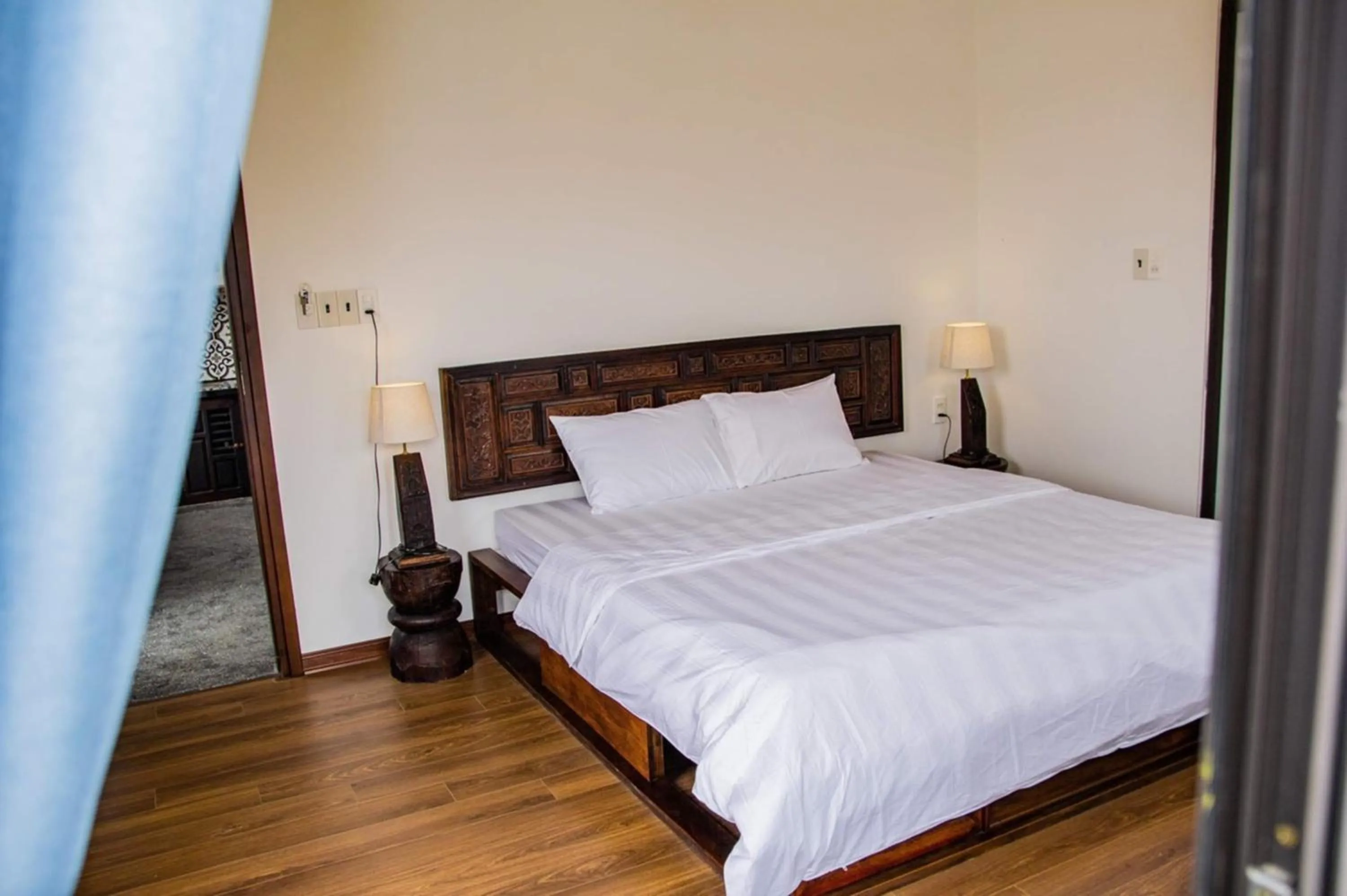 Bedroom, Bed in La Y Riverview