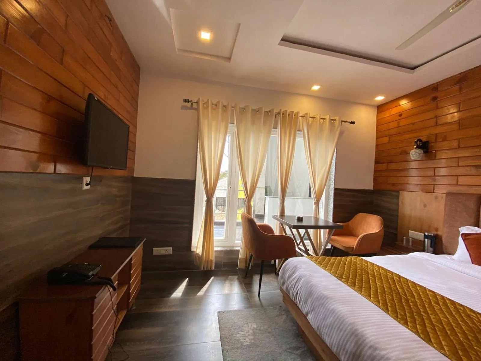 Bedroom, Bed in The Aesthetic Hotel & Restaurant