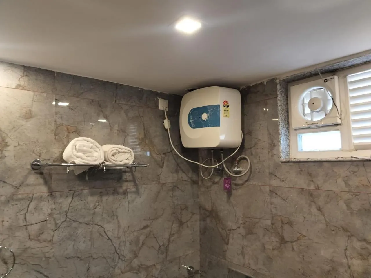 The Aesthetic Hotel & Restaurant