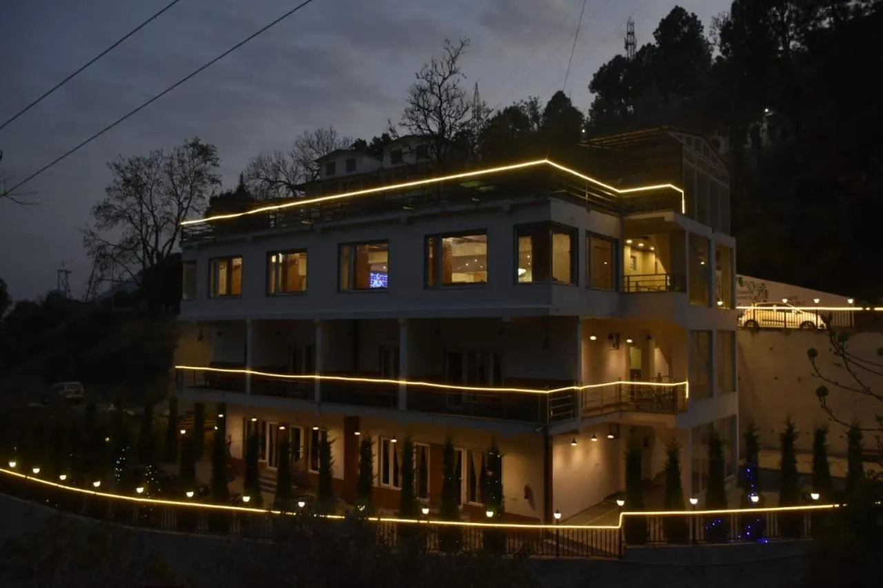 The Aesthetic Hotel & Restaurant