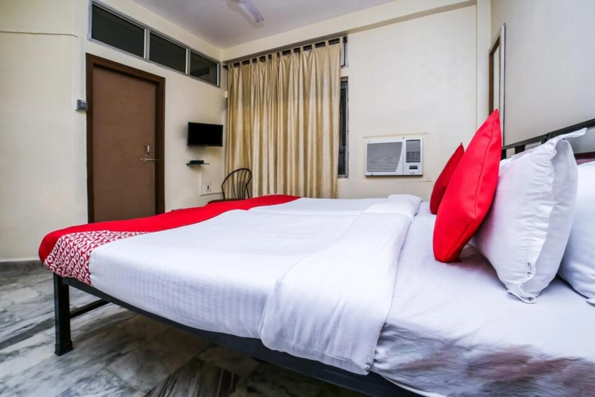 Bedroom, Bed in Uttam Guest House