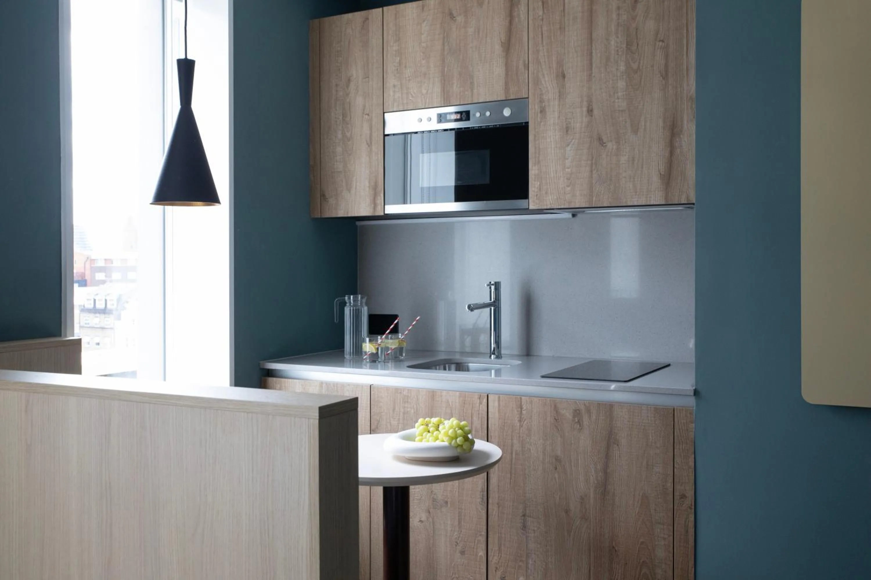 Kitchen or kitchenette in Bob W London Tower Hill - Studios
