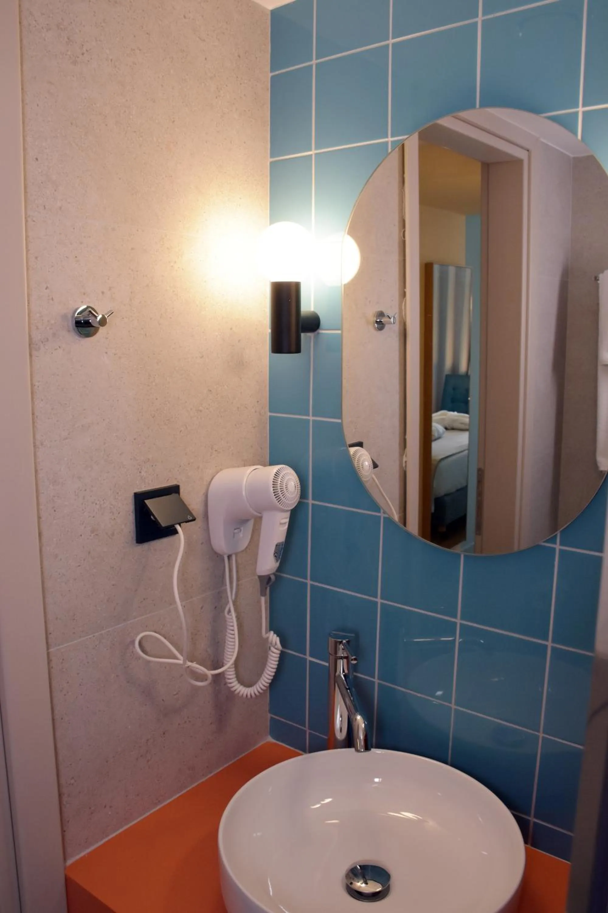 Bathroom in Arethusa Hotel Athens