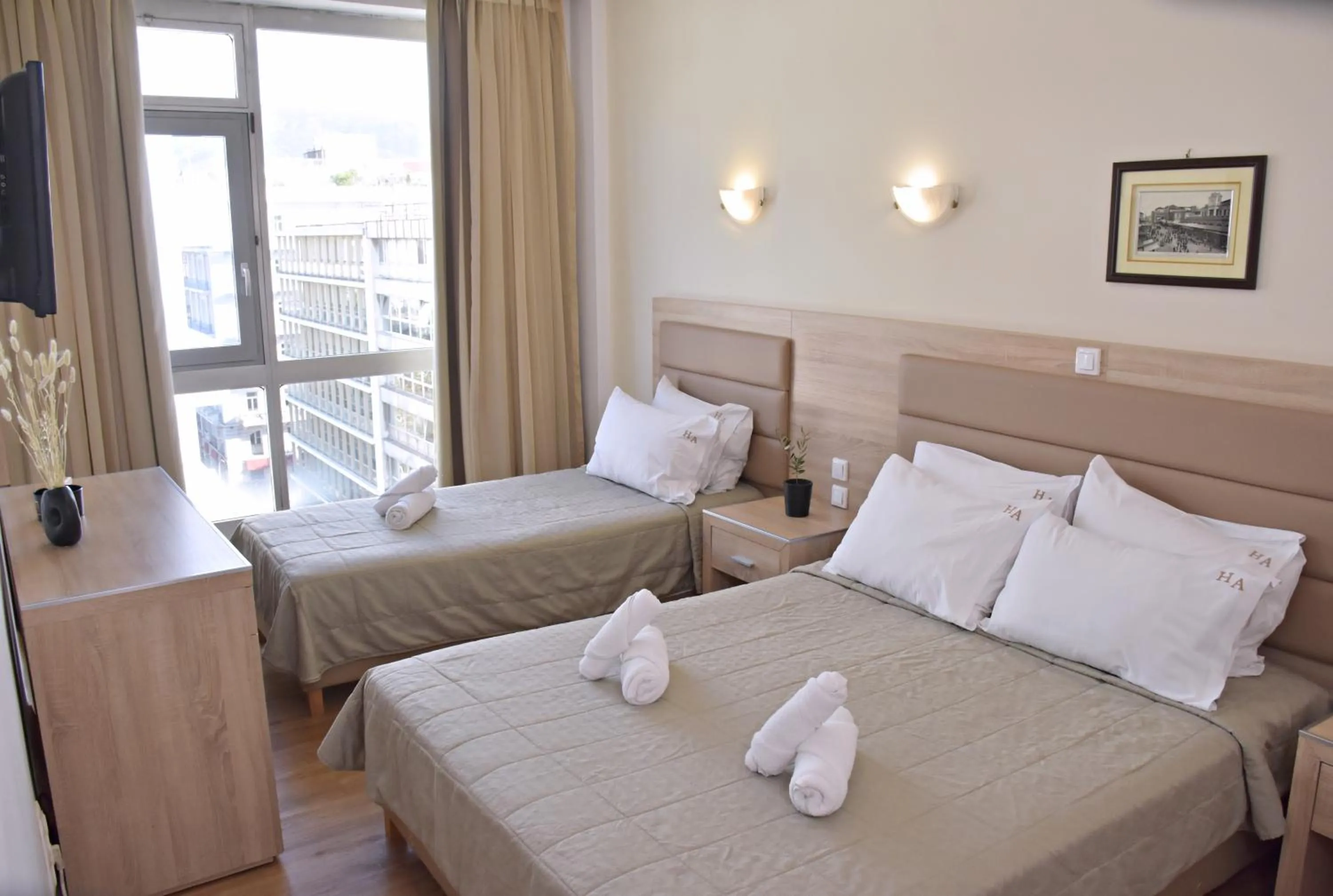 Bedroom, Bed in Arethusa Hotel Athens