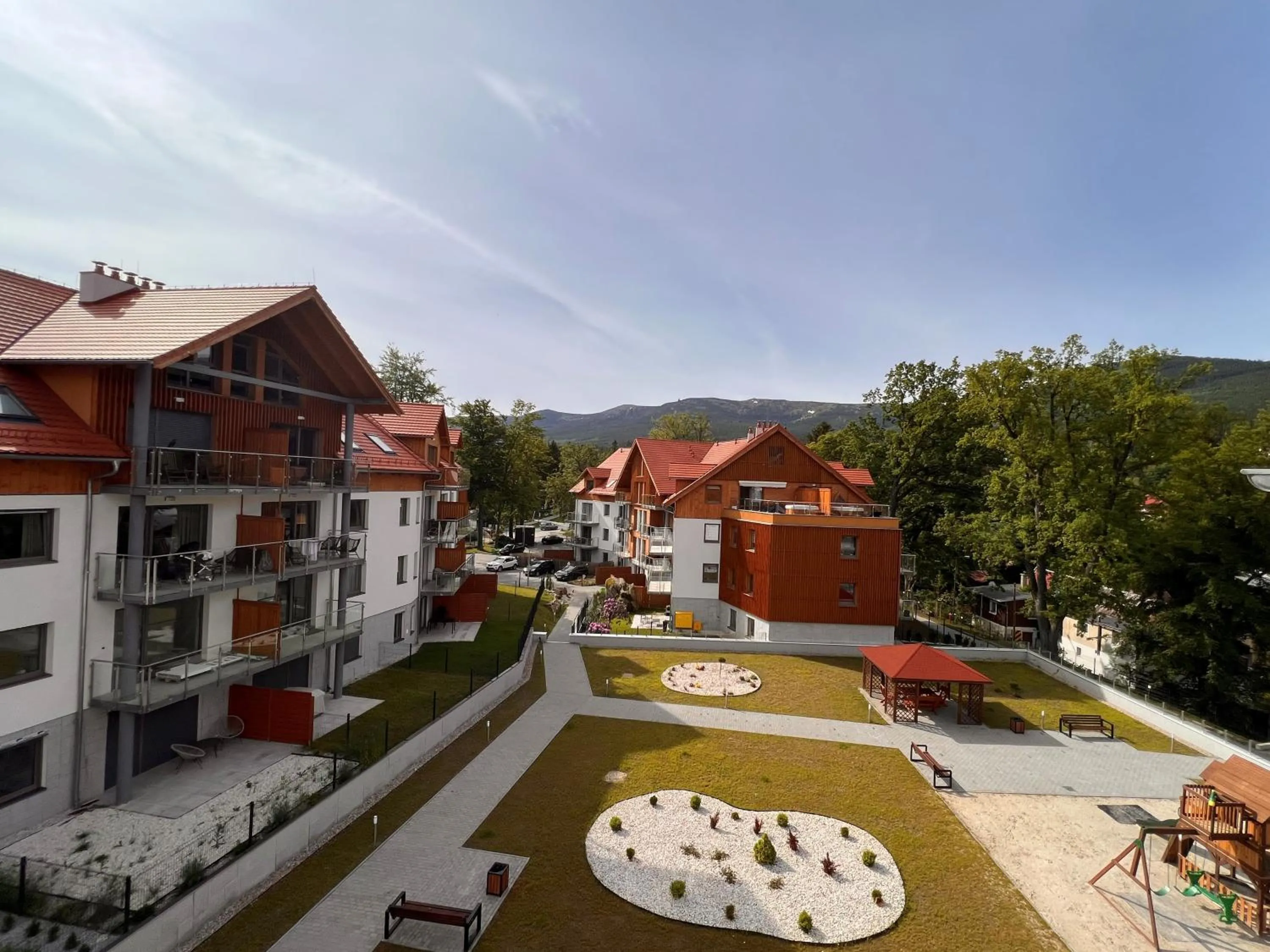 Property building in Apartament Cortina