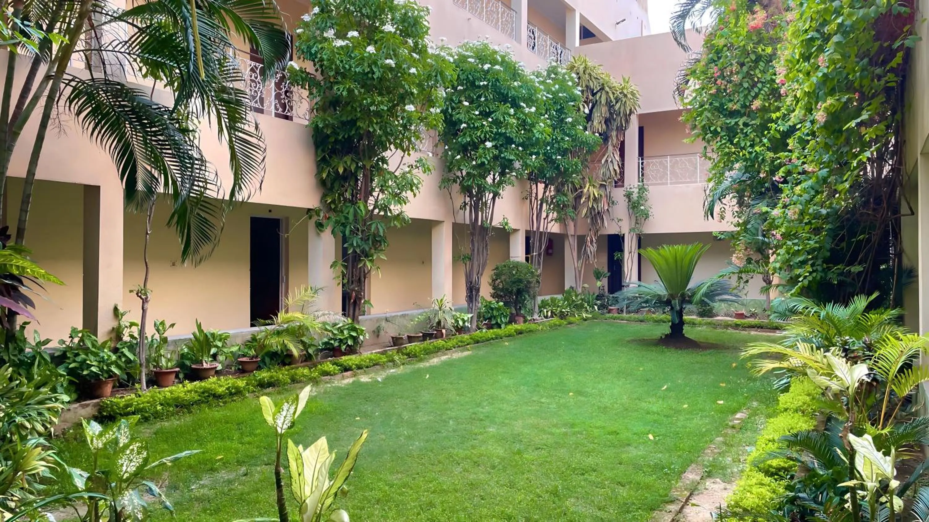 Garden in Hotel Basundhara