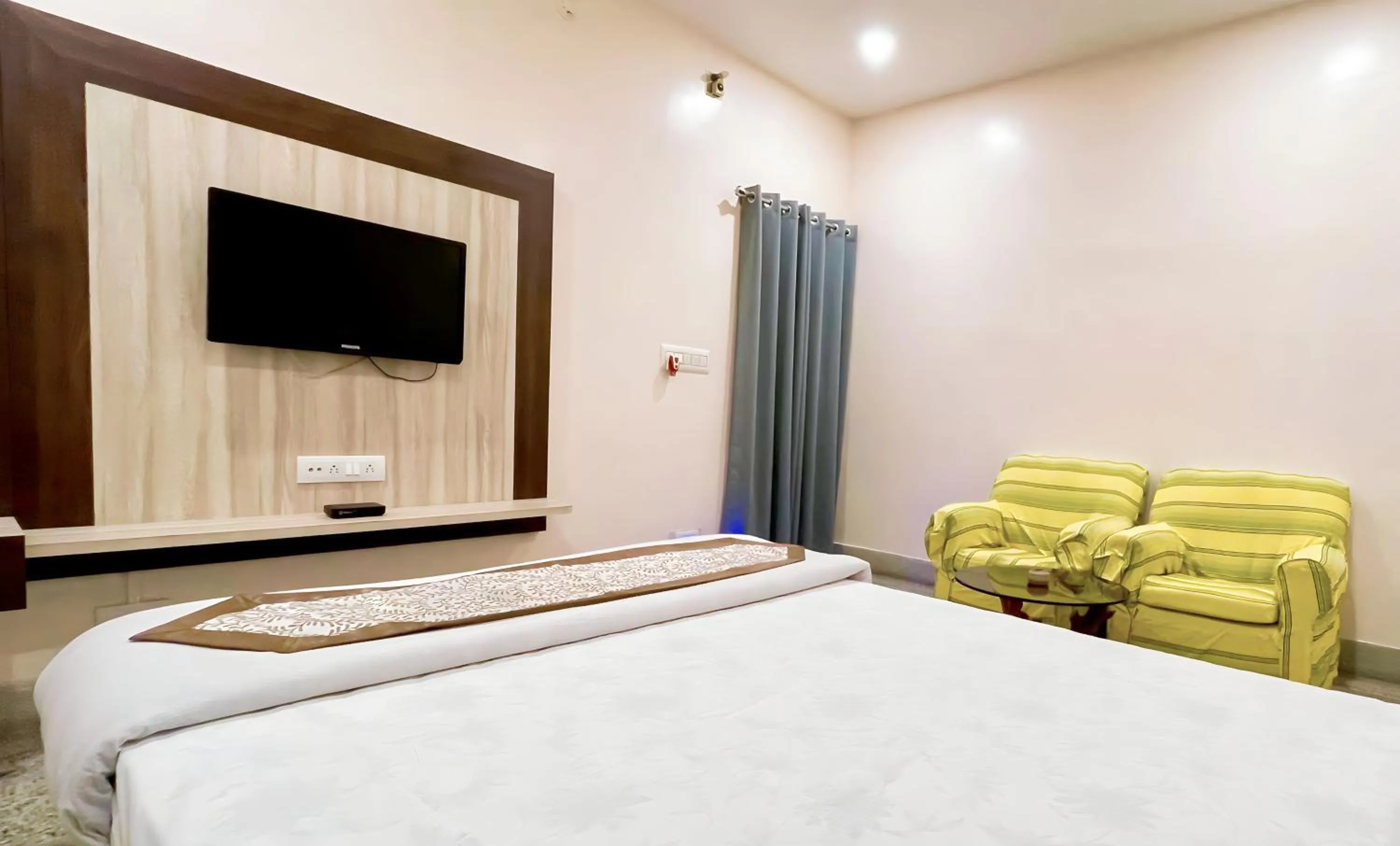 Bed in Hotel Basundhara