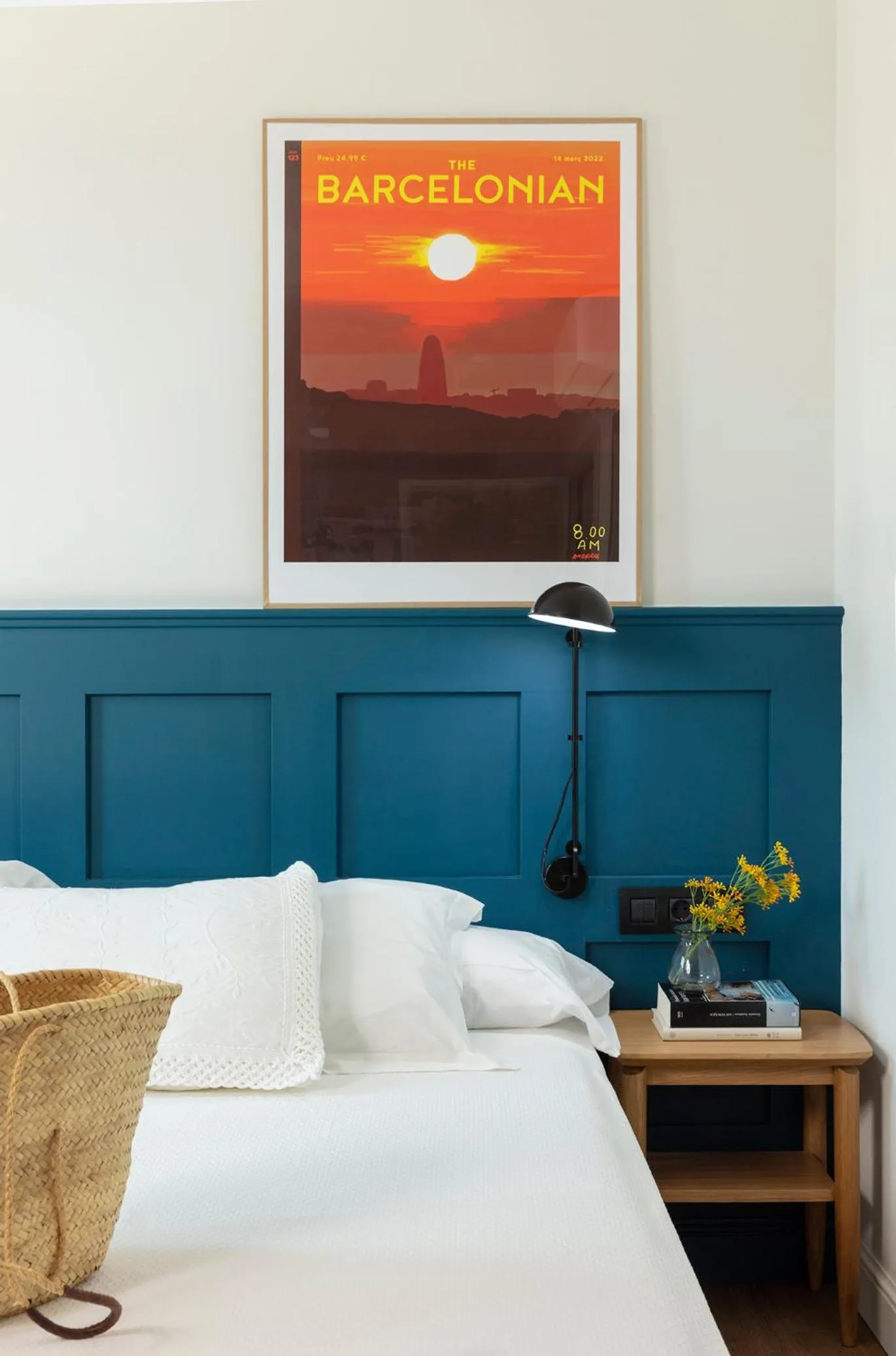 Decorative detail, Bed in Som Nit Port Vell