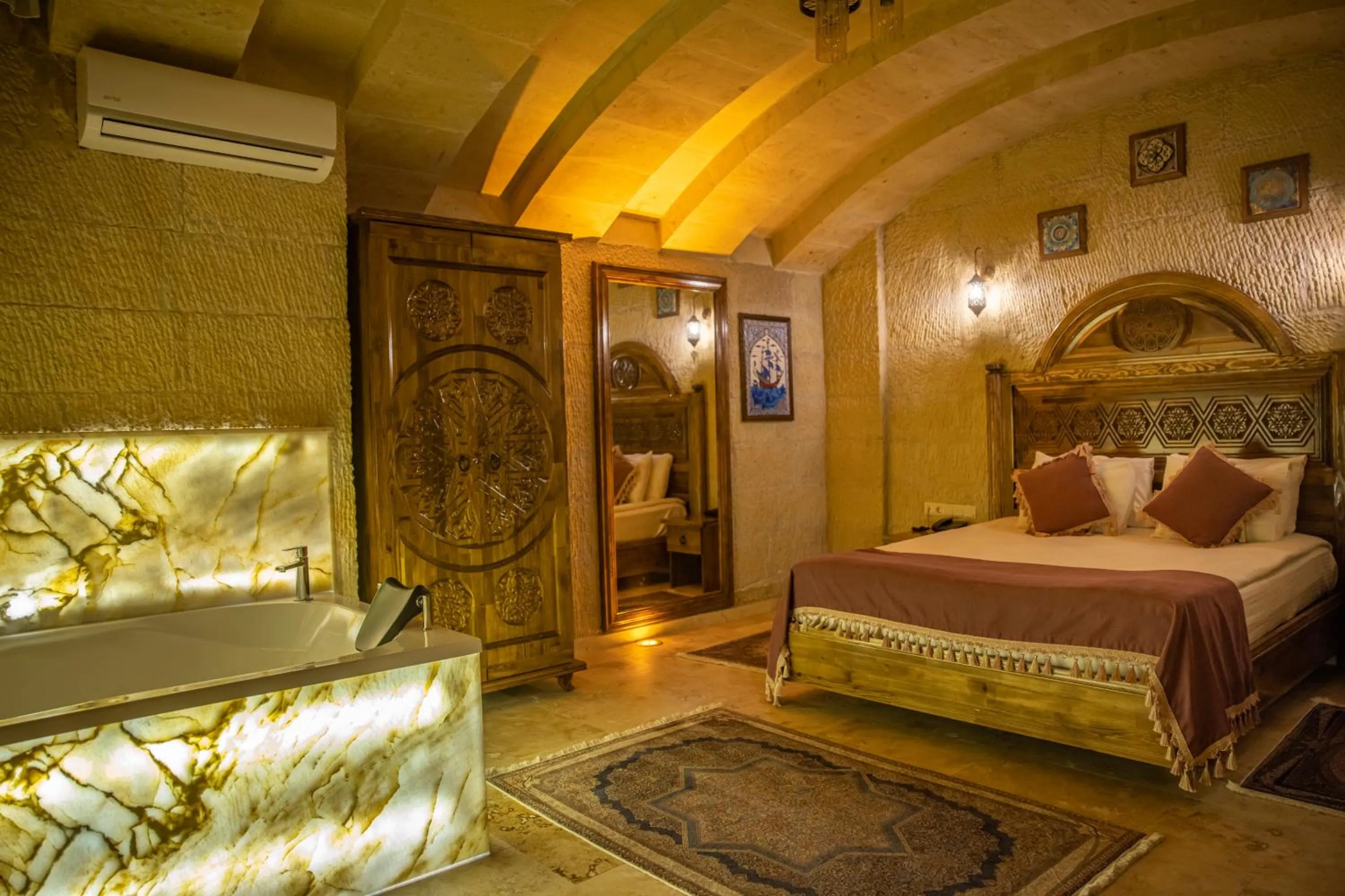 Bedroom, Bed in Garden Suites Hotel Cappadocia